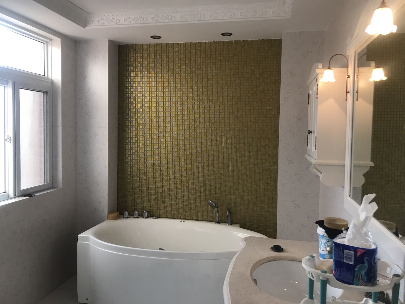 维多利亚花园  3室2厅1卫    162.0万 维多利亚花园  3室2厅1卫    162.0万室内图