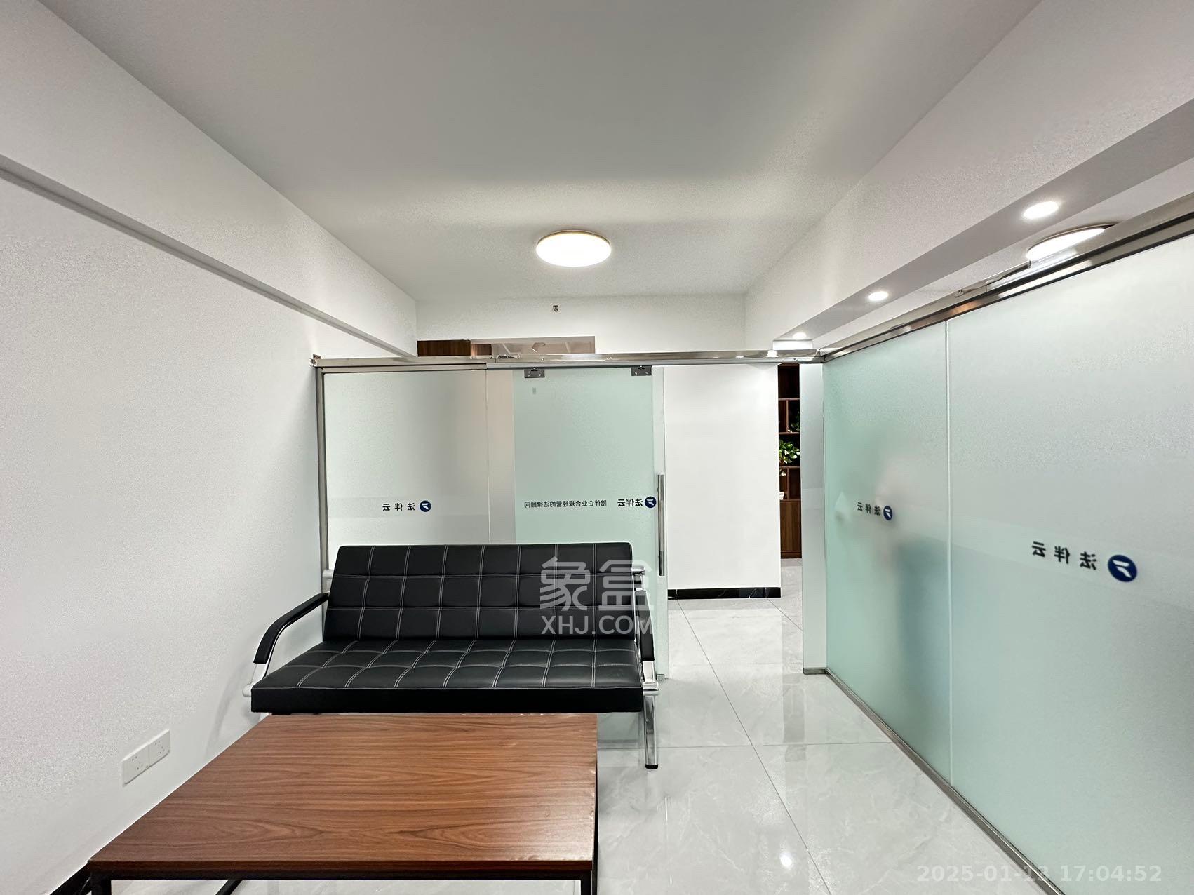 保利天禧EF区  1室0厅0卫    3800.0元/月 保利天禧EF区  1室0厅0卫    3800.0元/月室内图