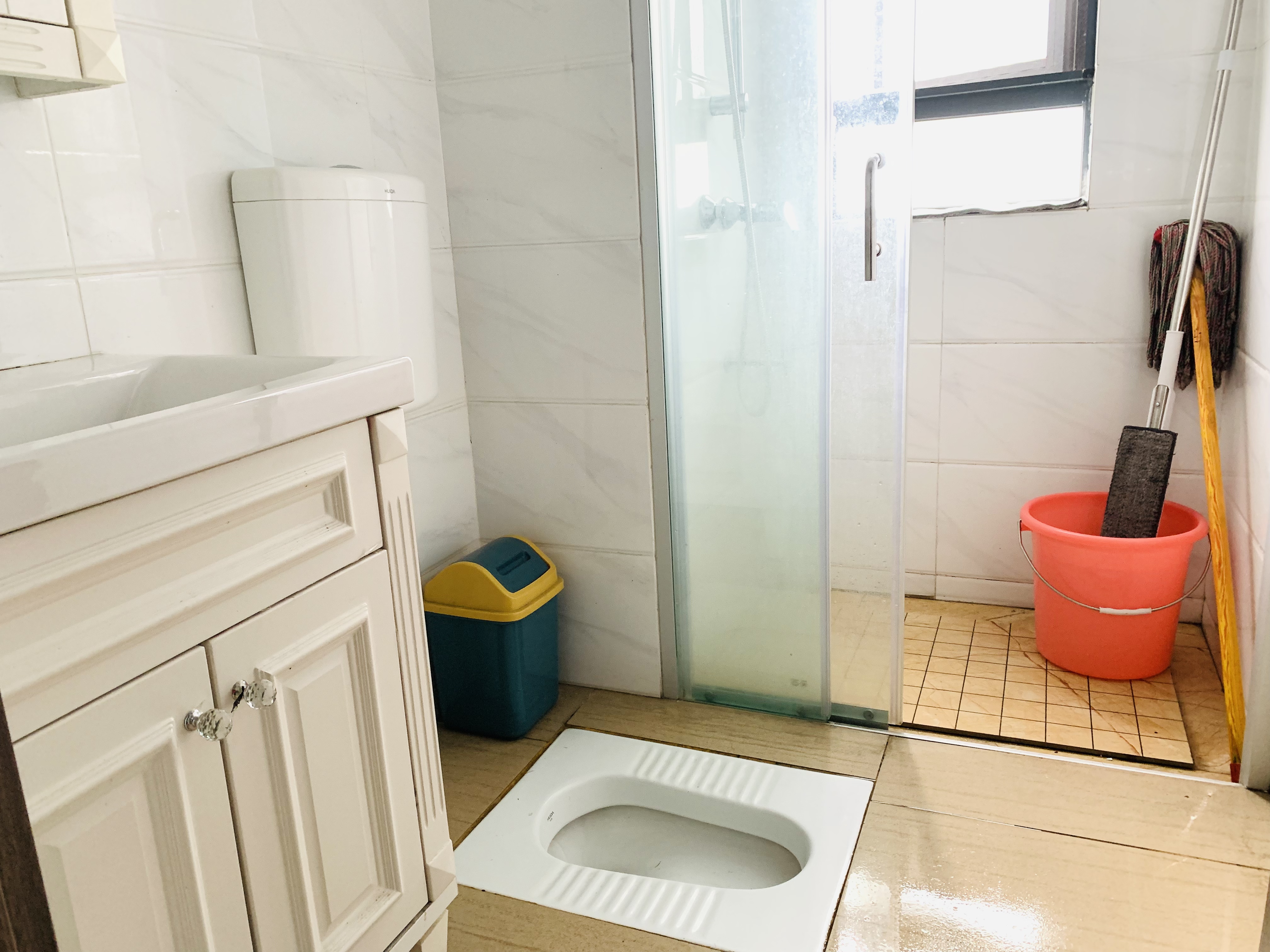 碧桂园梓山府 4室2厅2卫 2200.0元/月 碧桂园梓山府 4室2厅2卫 2200.0元/月室内图