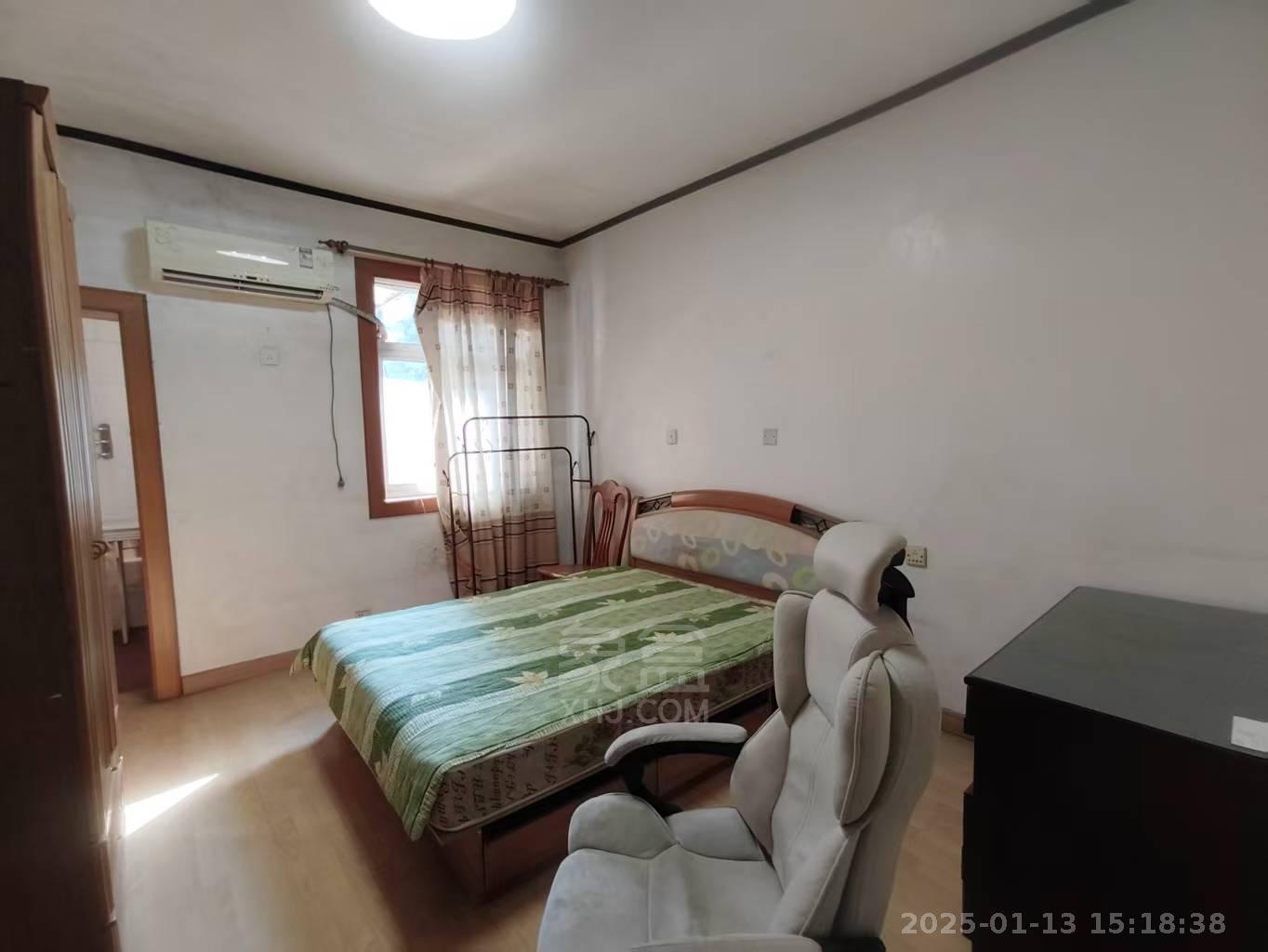 天台小区 3室2厅2卫 900.0元/月 天台小区 3室2厅2卫 900.0元/月室内图