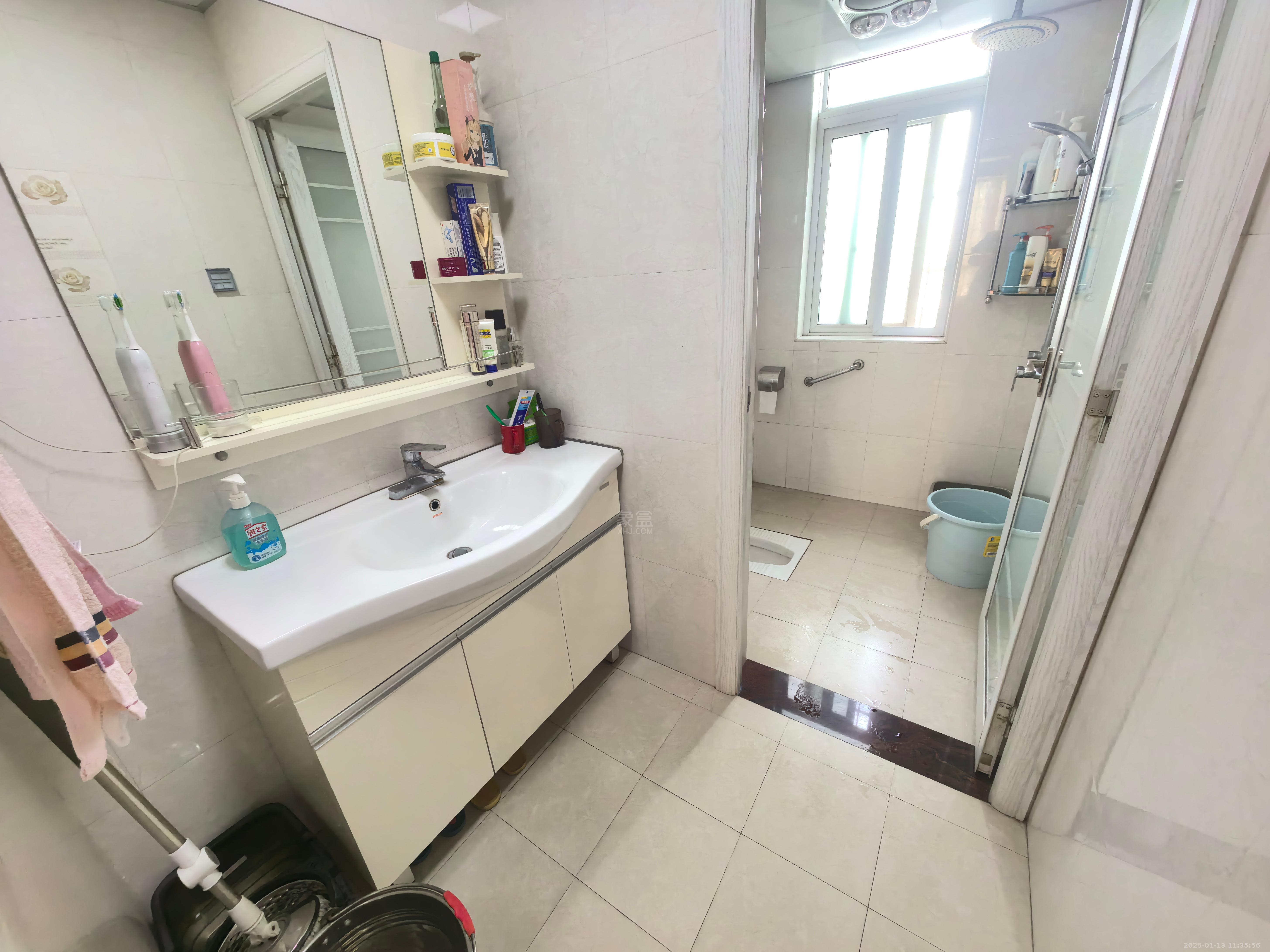 印象华都 3室2厅2卫 1600.0元/月 印象华都 3室2厅2卫 1600.0元/月室内图