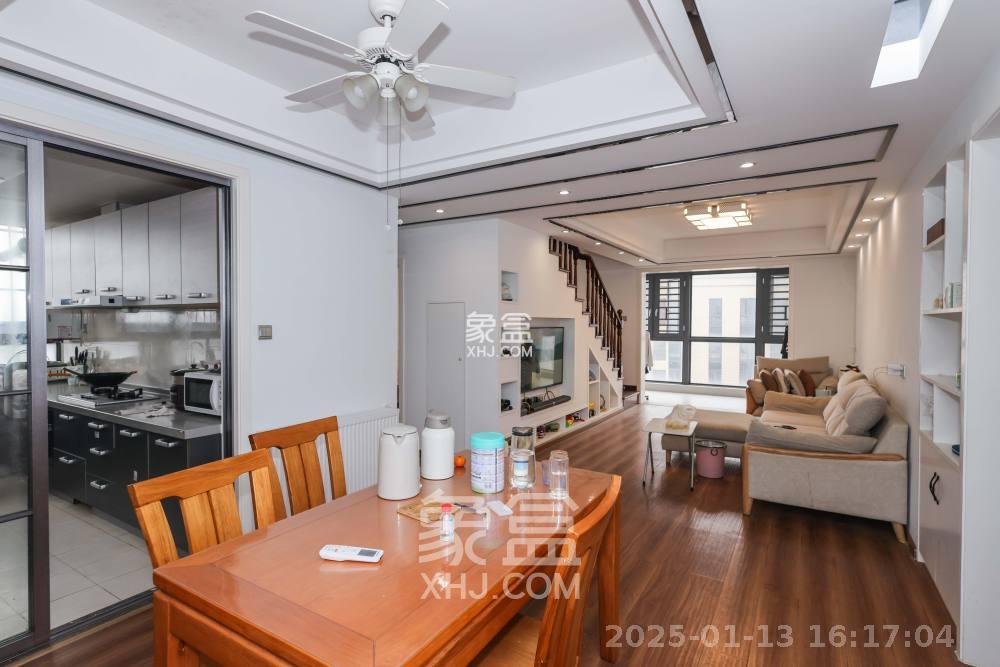 保利麓谷林语F区 4室2厅2卫 4000.0元/月 保利麓谷林语F区 4室2厅2卫 4000.0元/月室内图