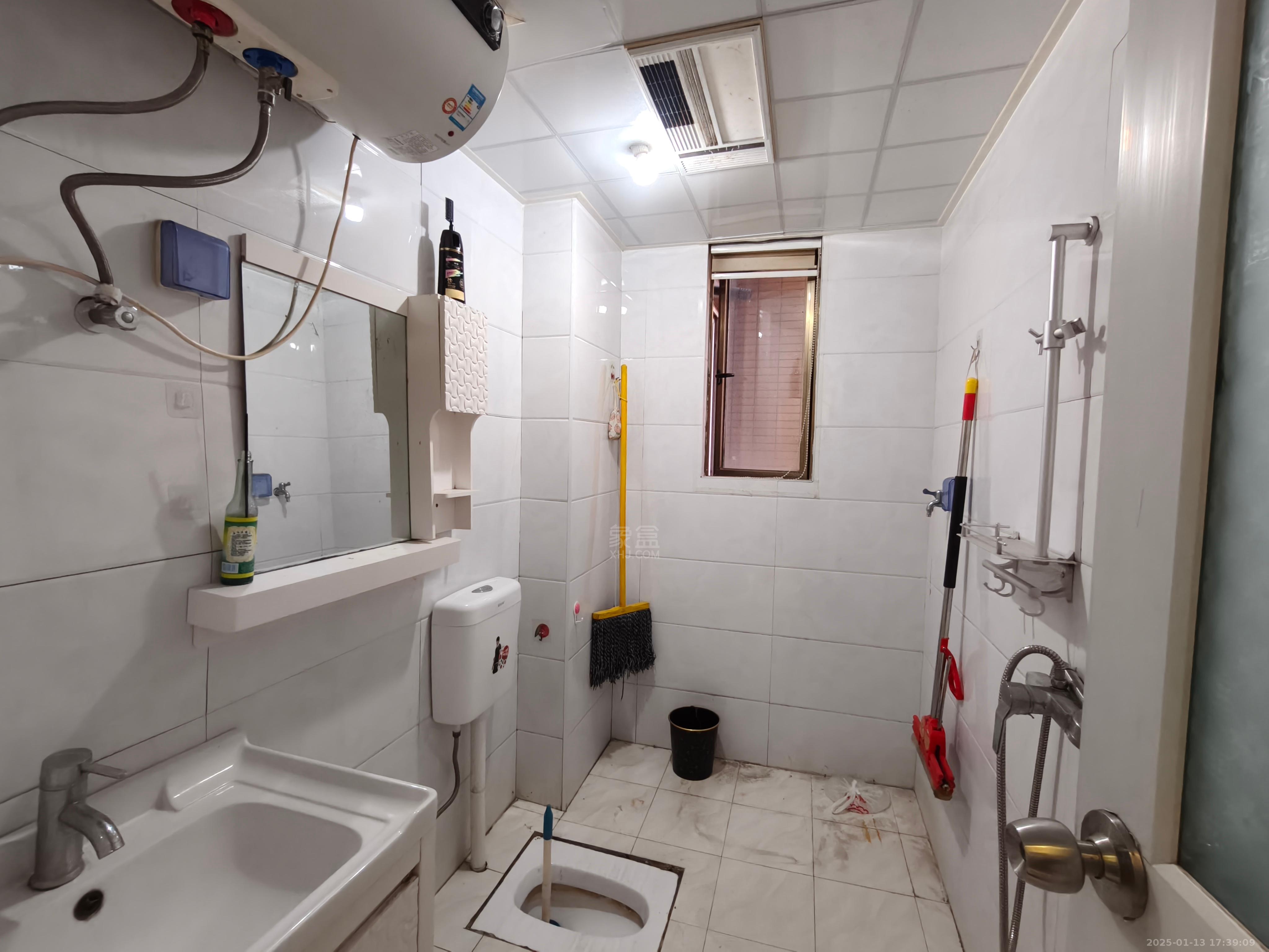 奥园养生城 2室2厅1卫 1500.0元/月 奥园养生城 2室2厅1卫 1500.0元/月室内图