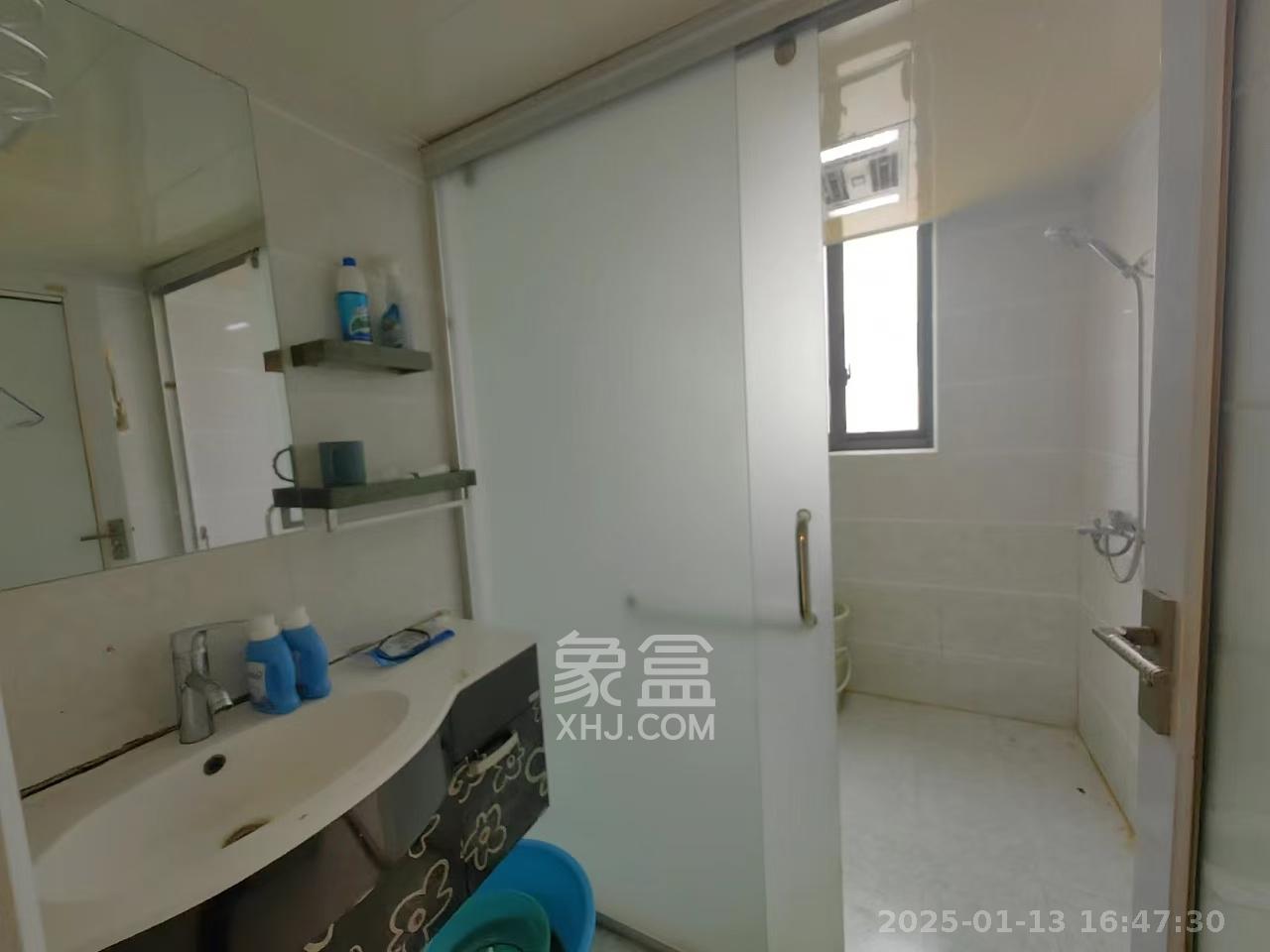 湘府名邸（同力家园）  3室2厅2卫   2500.00元/月室内图