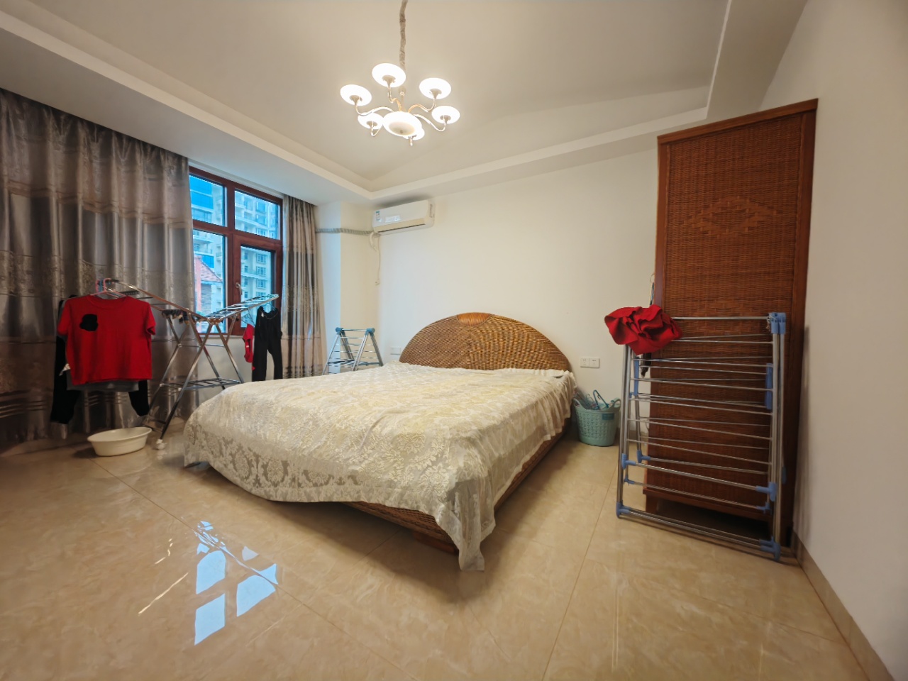 昌茂西雅图·丽湾  6室3厅6卫    1110.0万 昌茂西雅图·丽湾  6室3厅6卫    1110.0万室内图