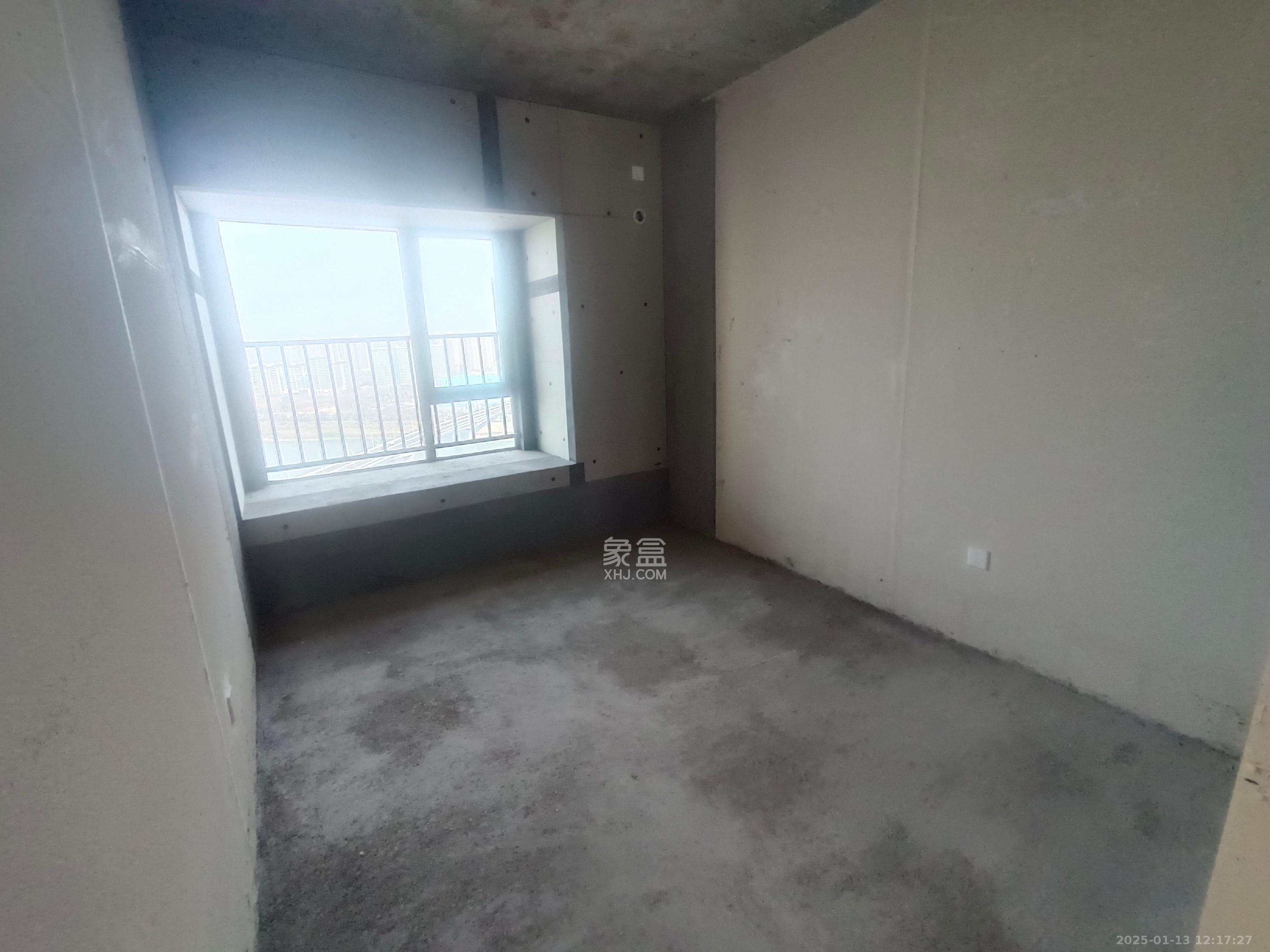 阳光城尚东湾嘉林苑 4室2厅2卫 2000.0元/月 阳光城尚东湾嘉林苑 4室2厅2卫 2000.0元/月室内图