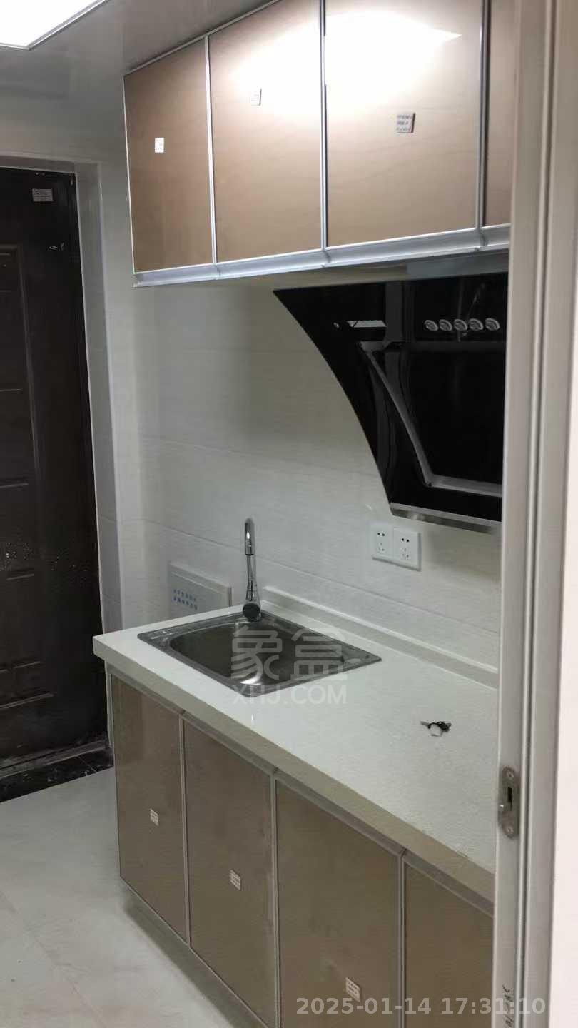 美的城三期 1室1厅1卫 1100.0元/月 美的城三期 1室1厅1卫 1100.0元/月室内图