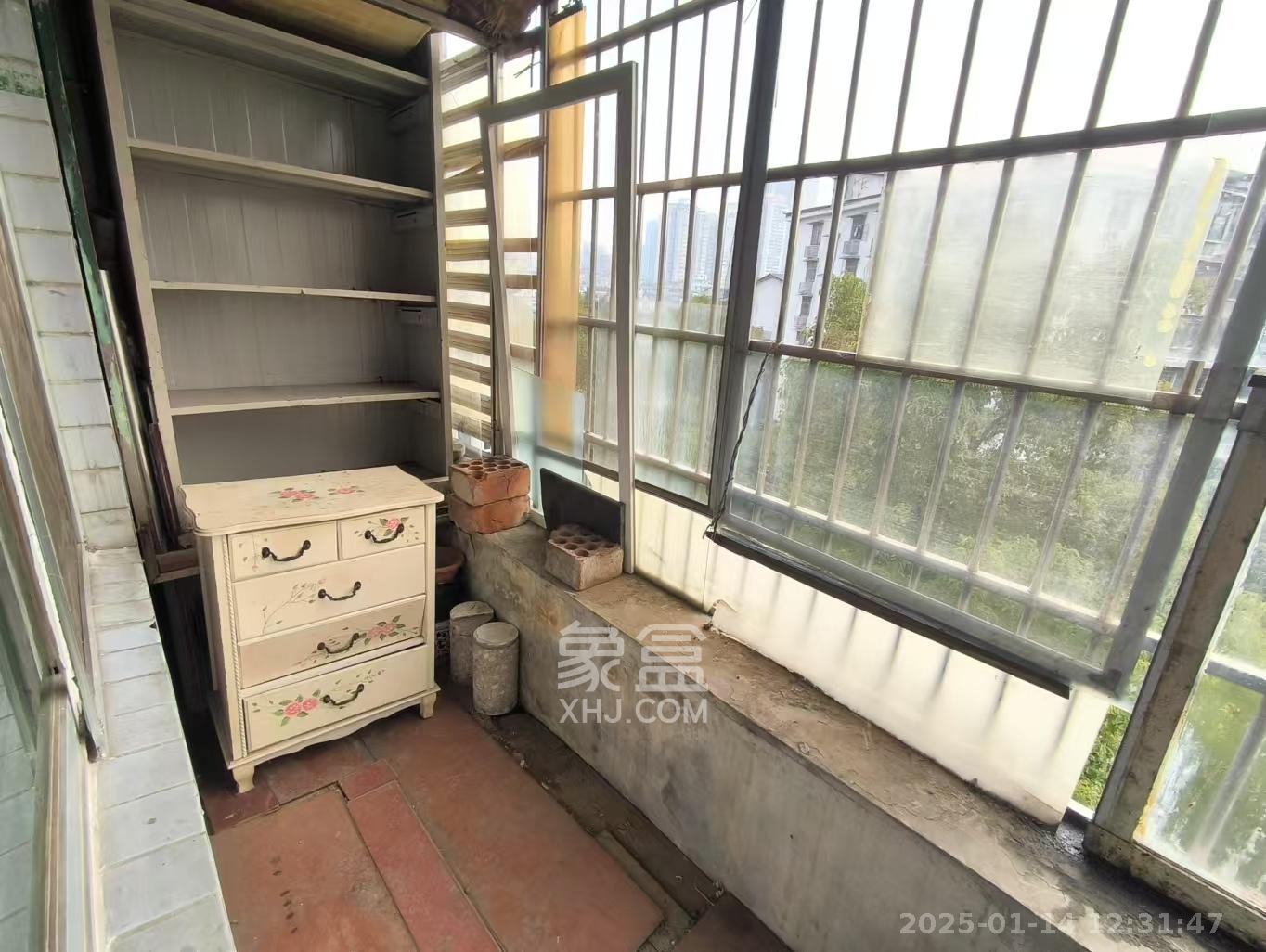 添景阁 1室1厅1卫 1800.0元/月 添景阁 1室1厅1卫 1800.0元/月室内图