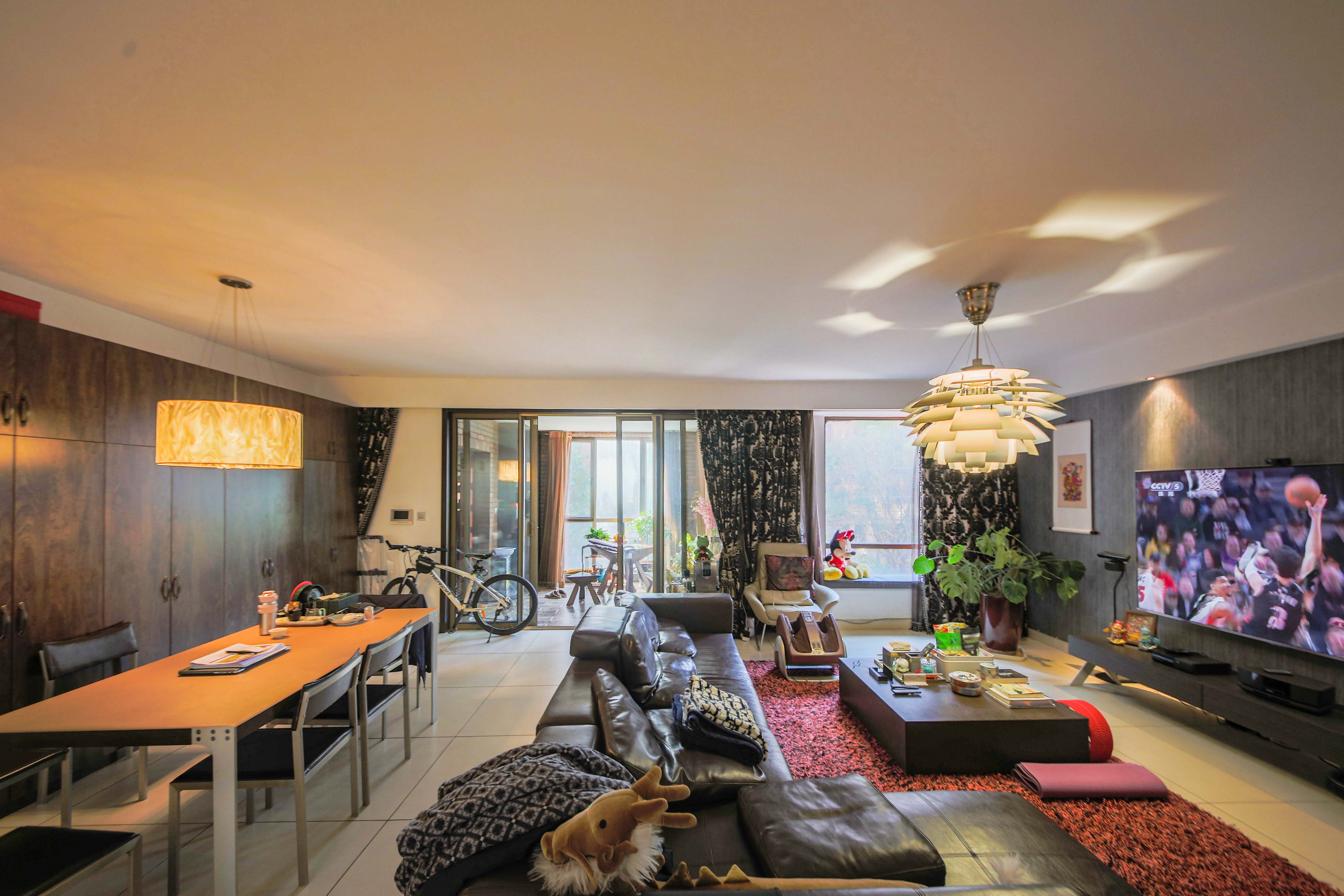 奥林匹克花园 4室2厅2卫 220.0万 奥林匹克花园 4室2厅2卫 220.0万客厅