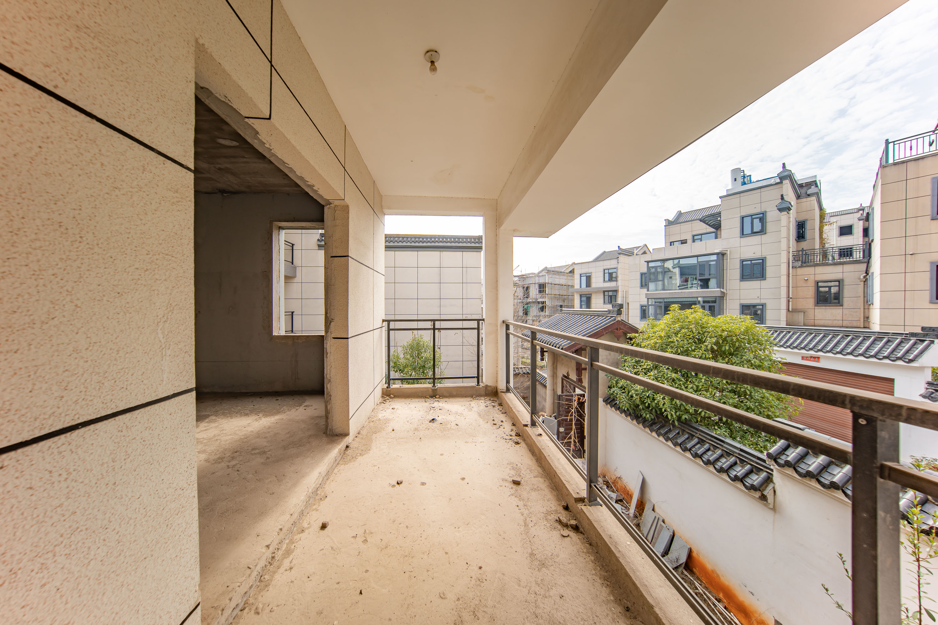 汀湘十里 1室1厅1卫 860.0万 汀湘十里 1室1厅1卫 860.0万阳台