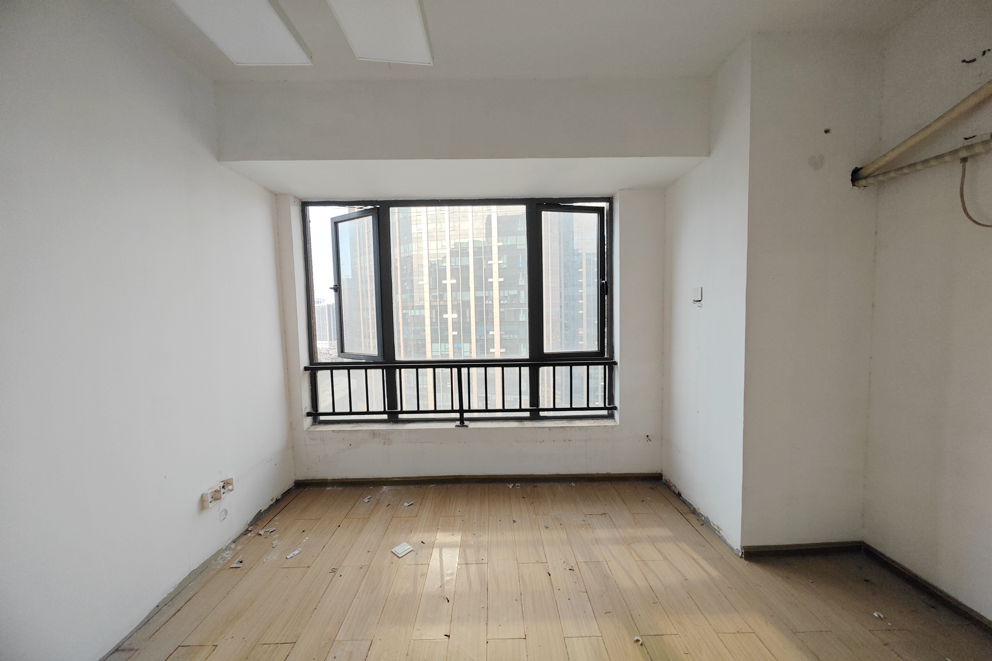 万博汇 1室1厅1卫 42.8万 万博汇 1室1厅1卫 42.8万卧室