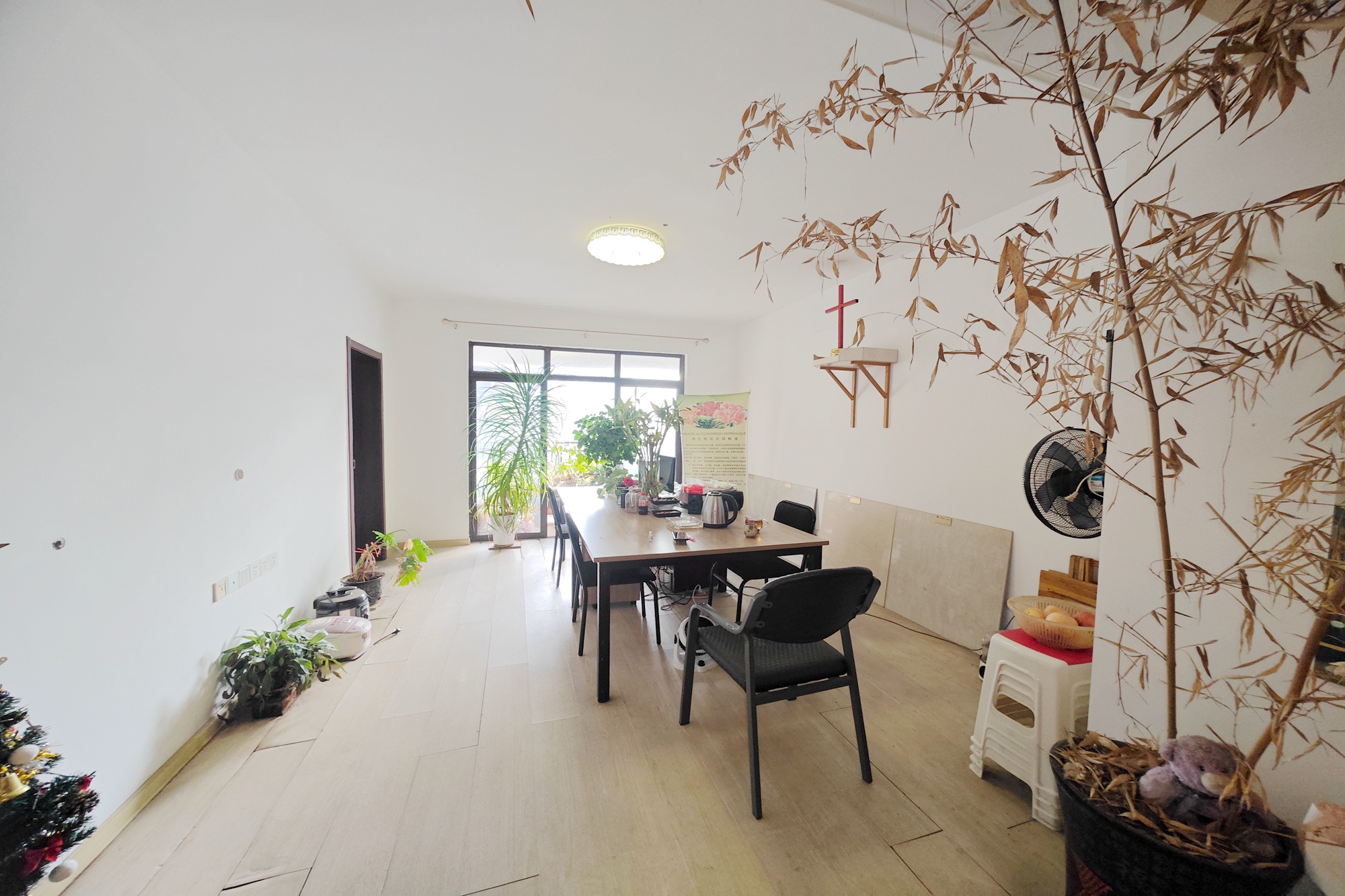 芒果天地(芒果雅苑)  3室2厅1卫   99.00万客厅