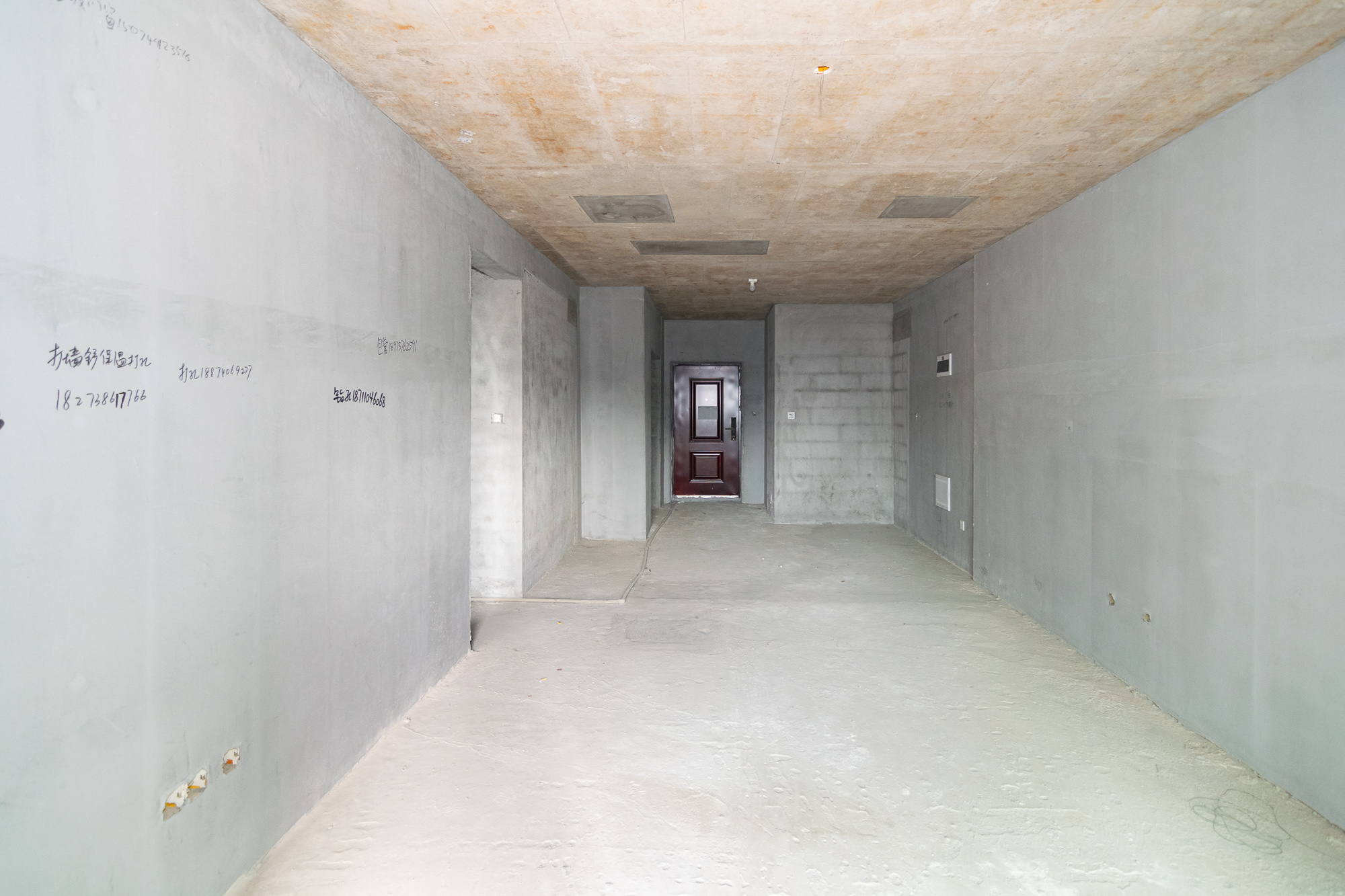 大汉汉府一期 3室2厅2卫 65.0万 大汉汉府一期 3室2厅2卫 65.0万客厅