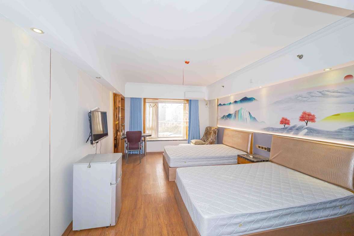 三重星都心  1室1厅1卫    35.79万 三重星都心  1室1厅1卫    35.79万客厅