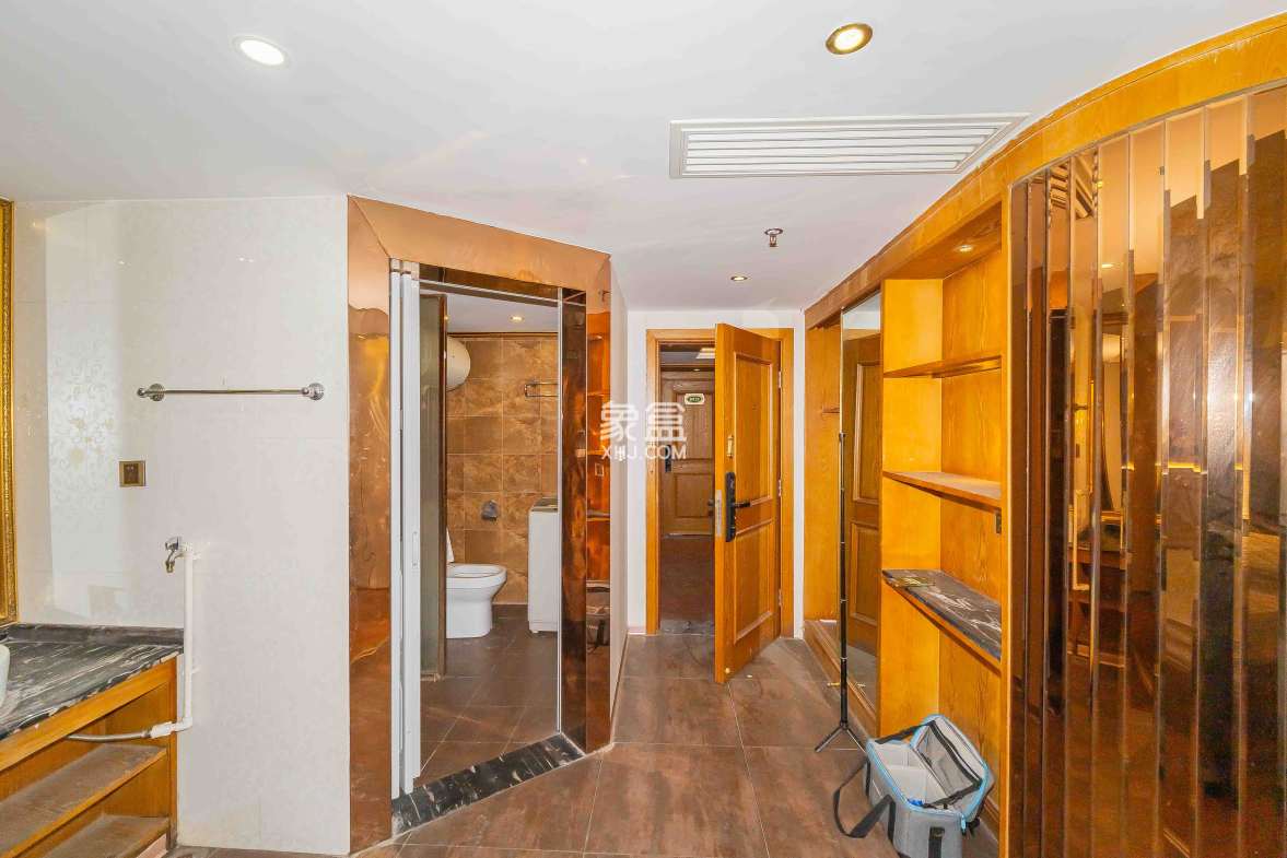 三重星都心  1室1厅1卫    35.79万 三重星都心  1室1厅1卫    35.79万卫生间