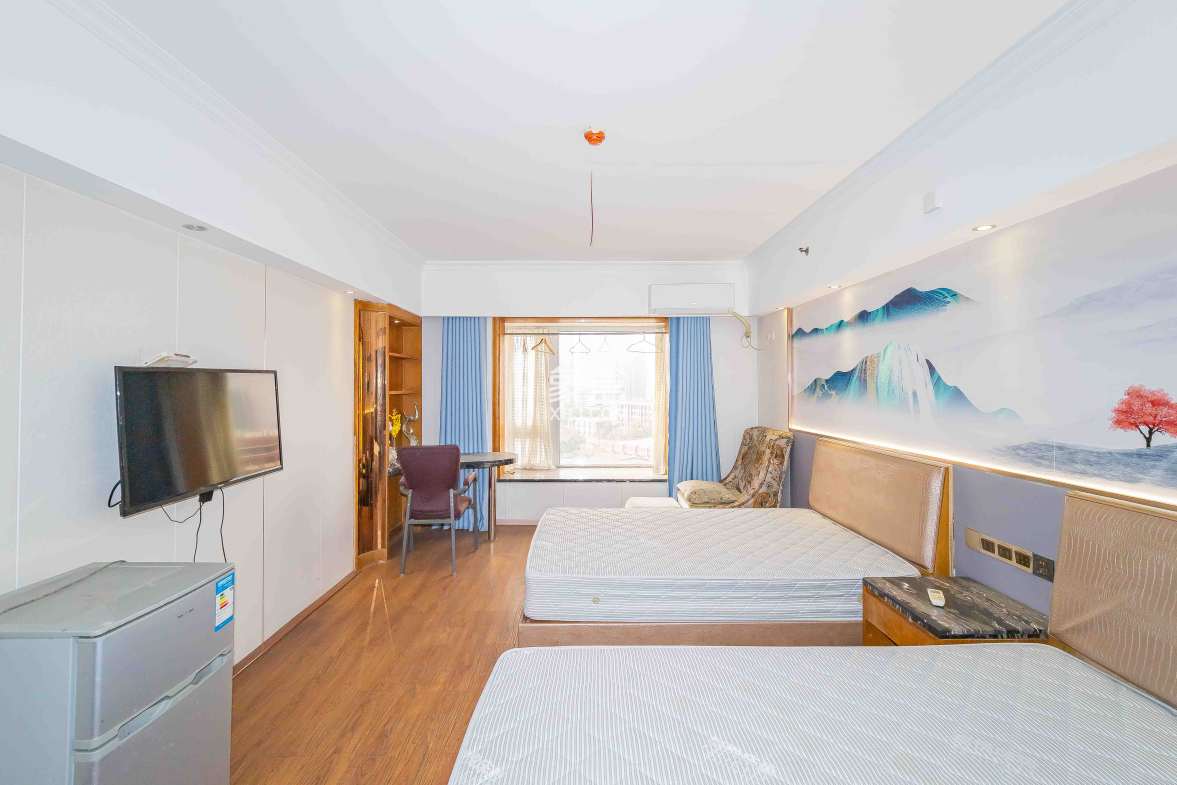 三重星都心  1室1厅1卫    35.79万 三重星都心  1室1厅1卫    35.79万卧室