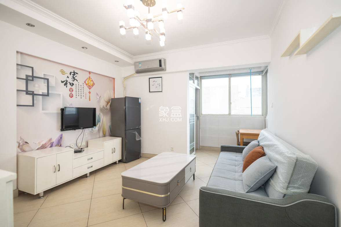 筑梦园 1室1厅1卫 30.0万 筑梦园 1室1厅1卫 30.0万客厅