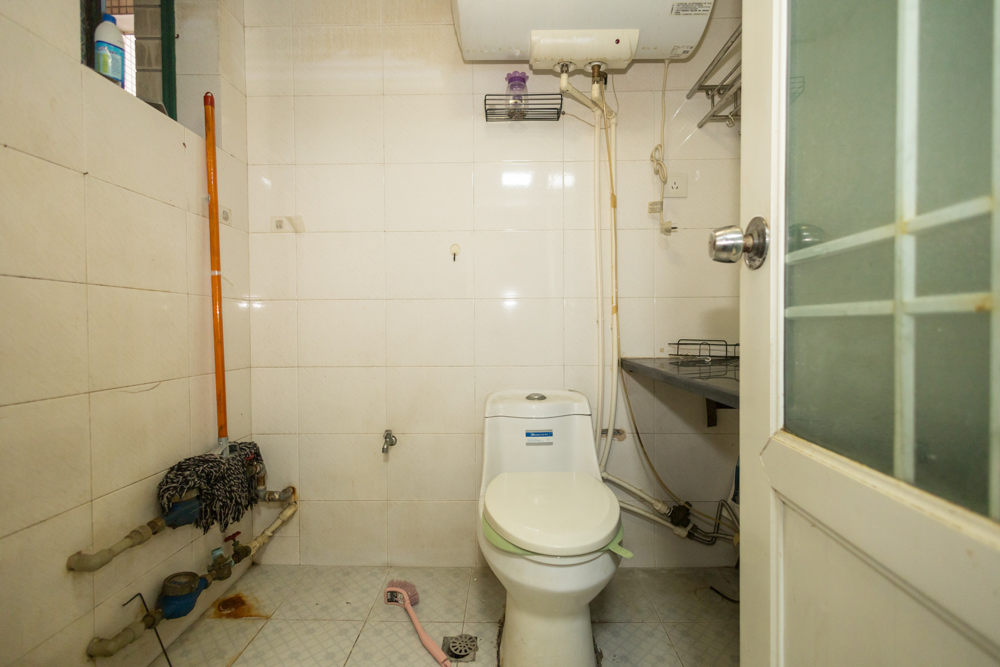 明城公寓 1室1厅1卫 21.8万 明城公寓 1室1厅1卫 21.8万卫生间