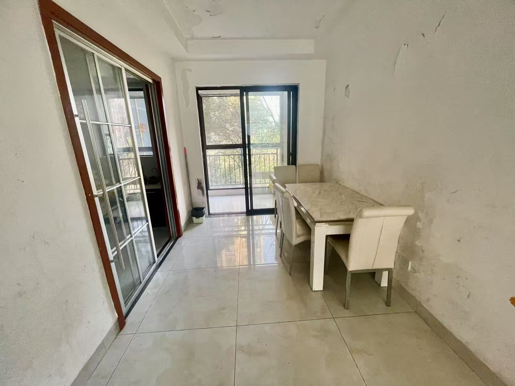 慧谷阳光 3室2厅2卫 50.0万 慧谷阳光 3室2厅2卫 50.0万室内图