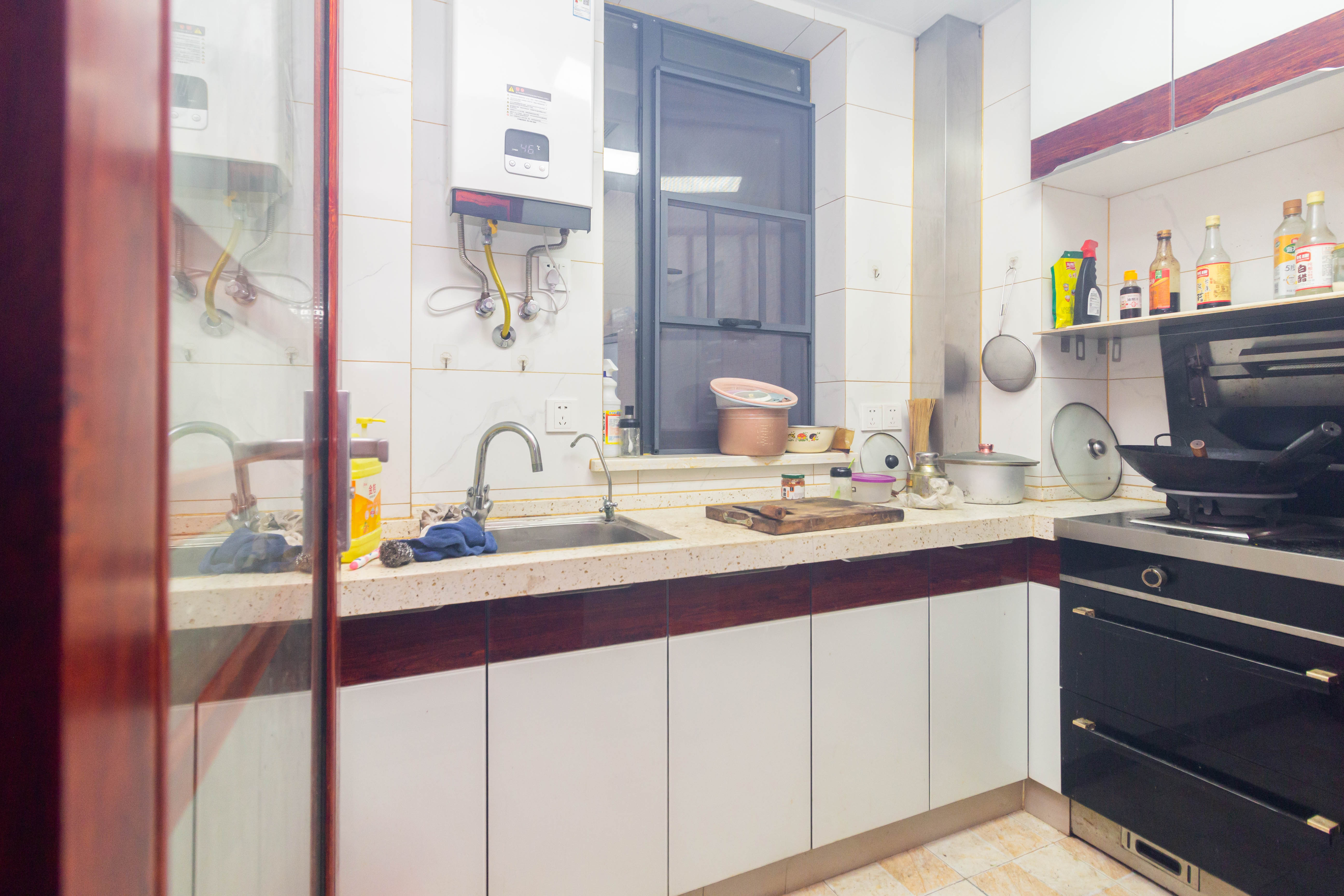 豪都新天地  3室2厅1卫    53.8万 豪都新天地  3室2厅1卫    53.8万厨房