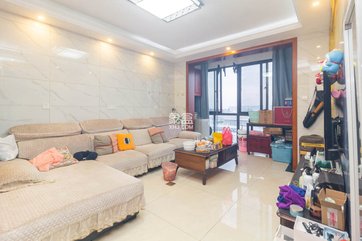 豪都新天地  3室2厅1卫    53.8万 豪都新天地  3室2厅1卫    53.8万客厅