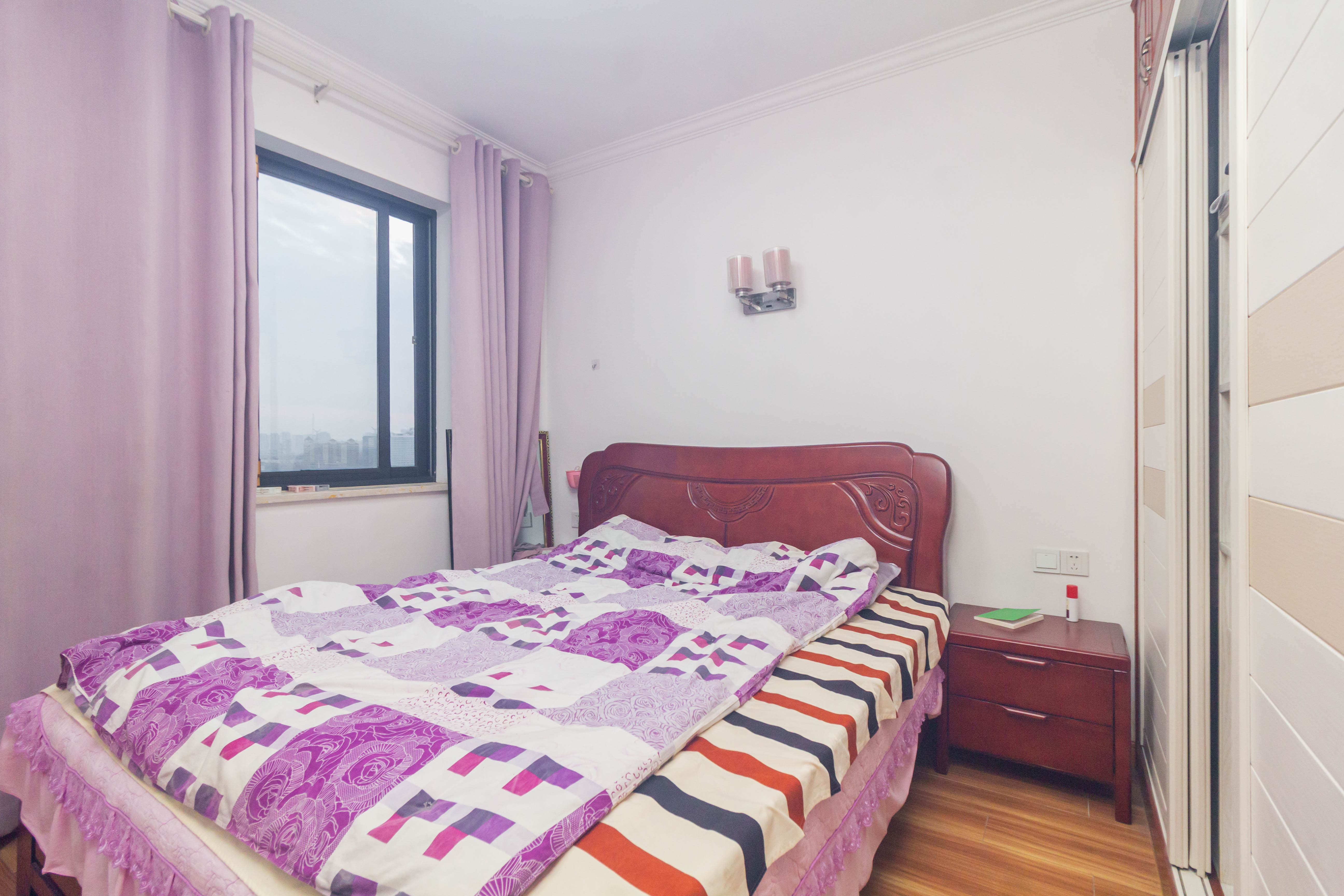 豪都新天地  3室2厅1卫    53.8万 豪都新天地  3室2厅1卫    53.8万卧室