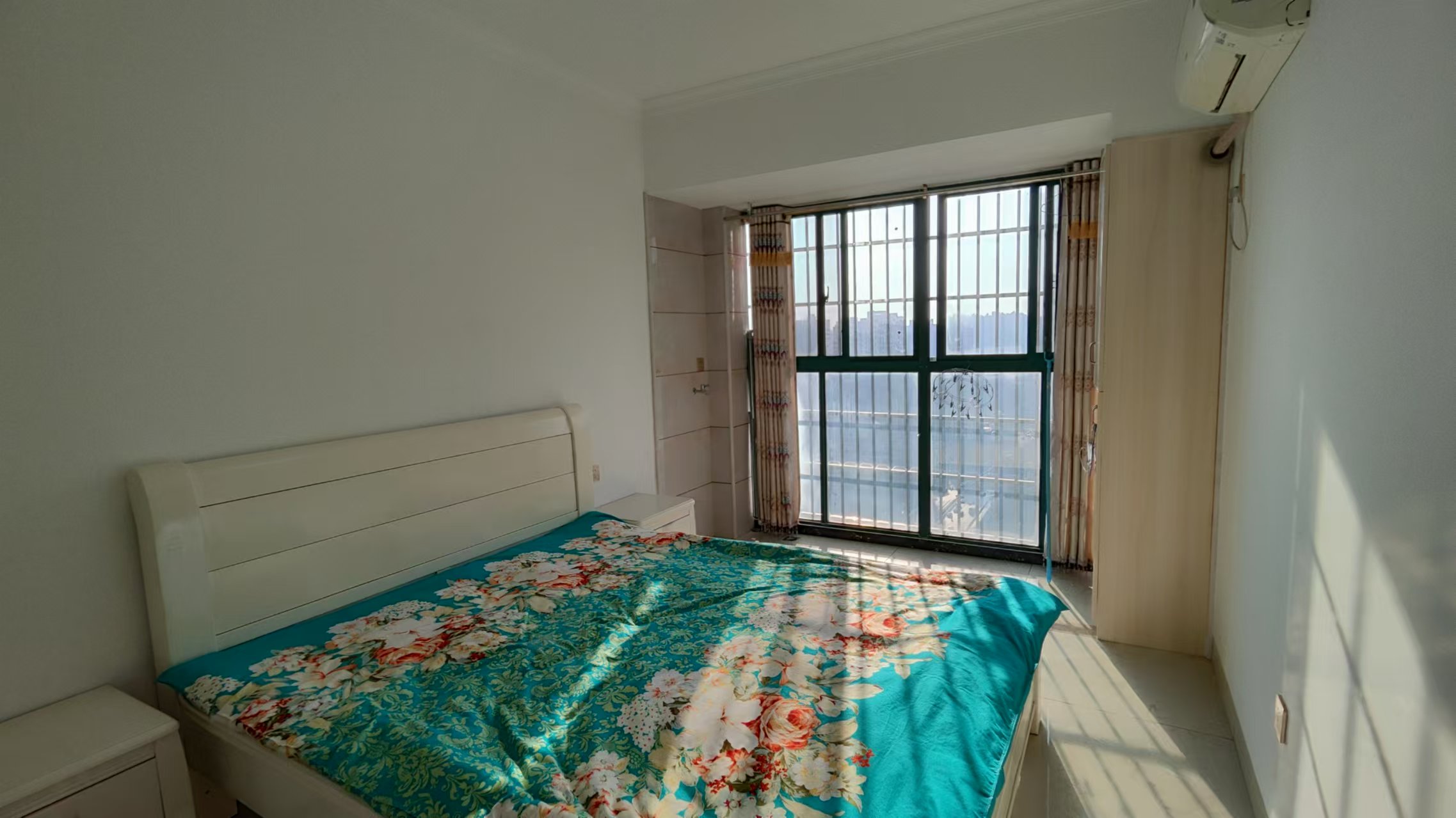 湖景名城 3室2厅2卫 68.0万 湖景名城 3室2厅2卫 68.0万室内图