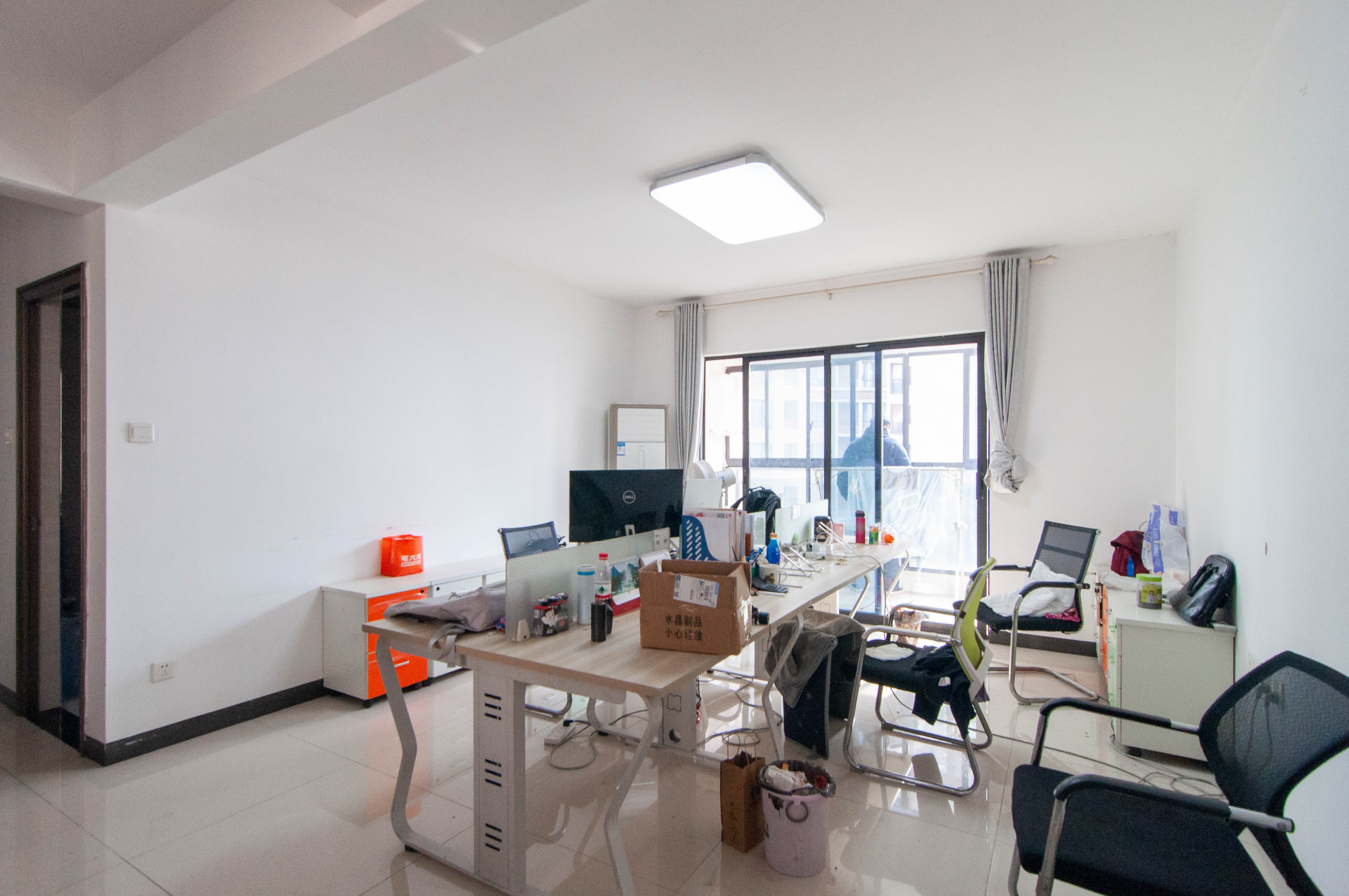 达美D6区 4室2厅2卫 132.0万 达美D6区 4室2厅2卫 132.0万客厅