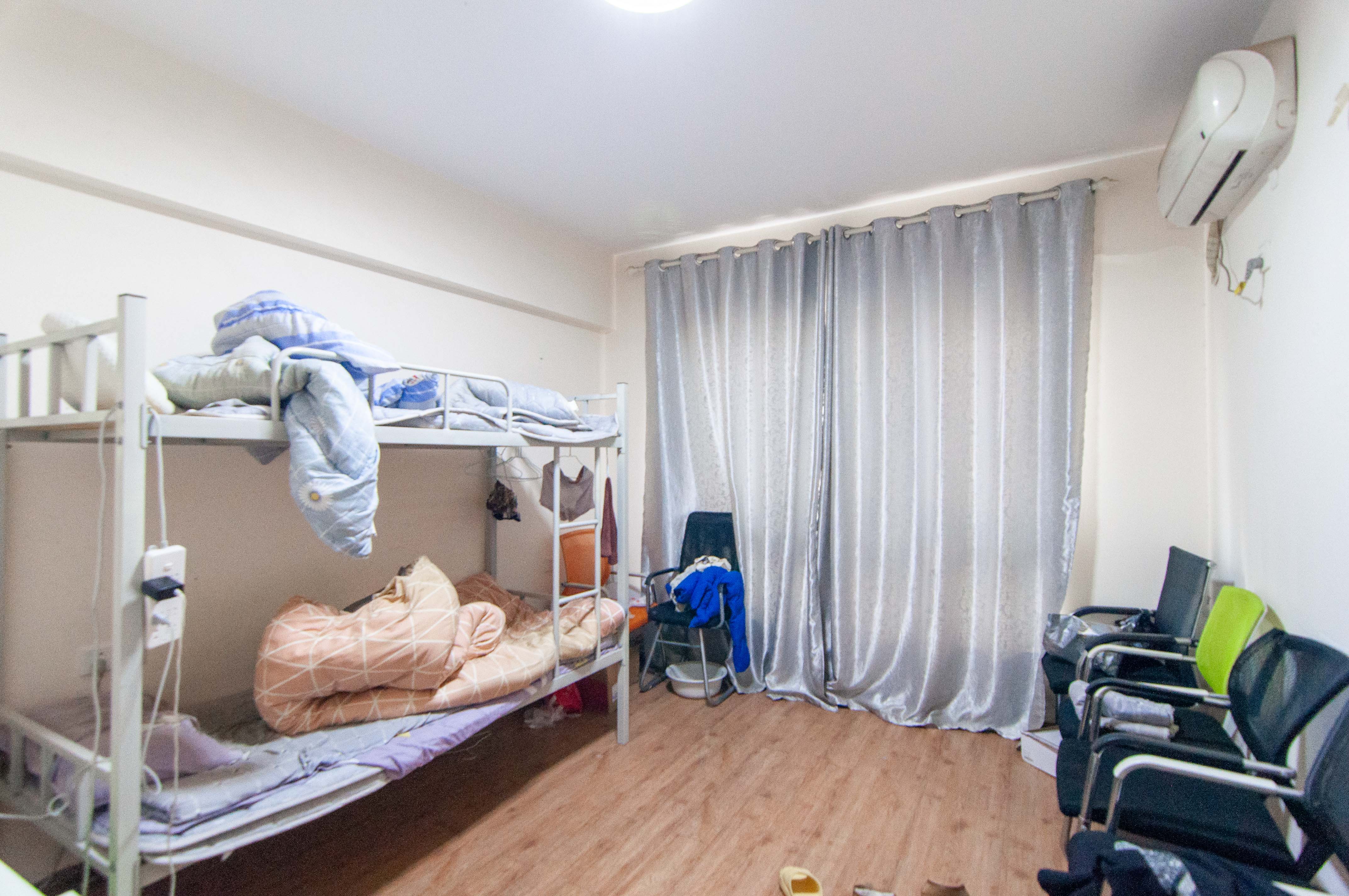 达美D6区 4室2厅2卫 132.0万 达美D6区 4室2厅2卫 132.0万其他