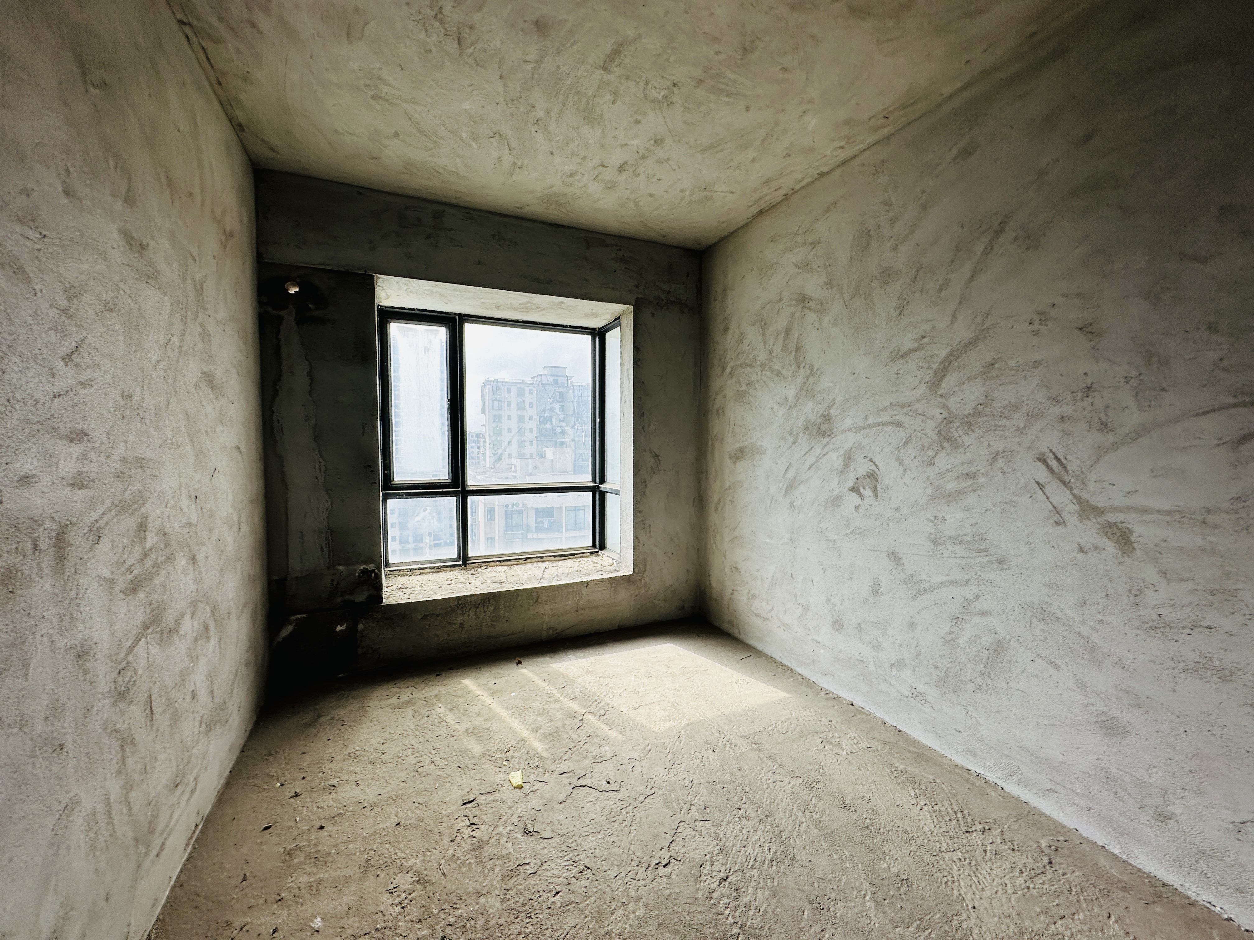 福隆广场 3室2厅2卫 206.0万 福隆广场 3室2厅2卫 206.0万卧室