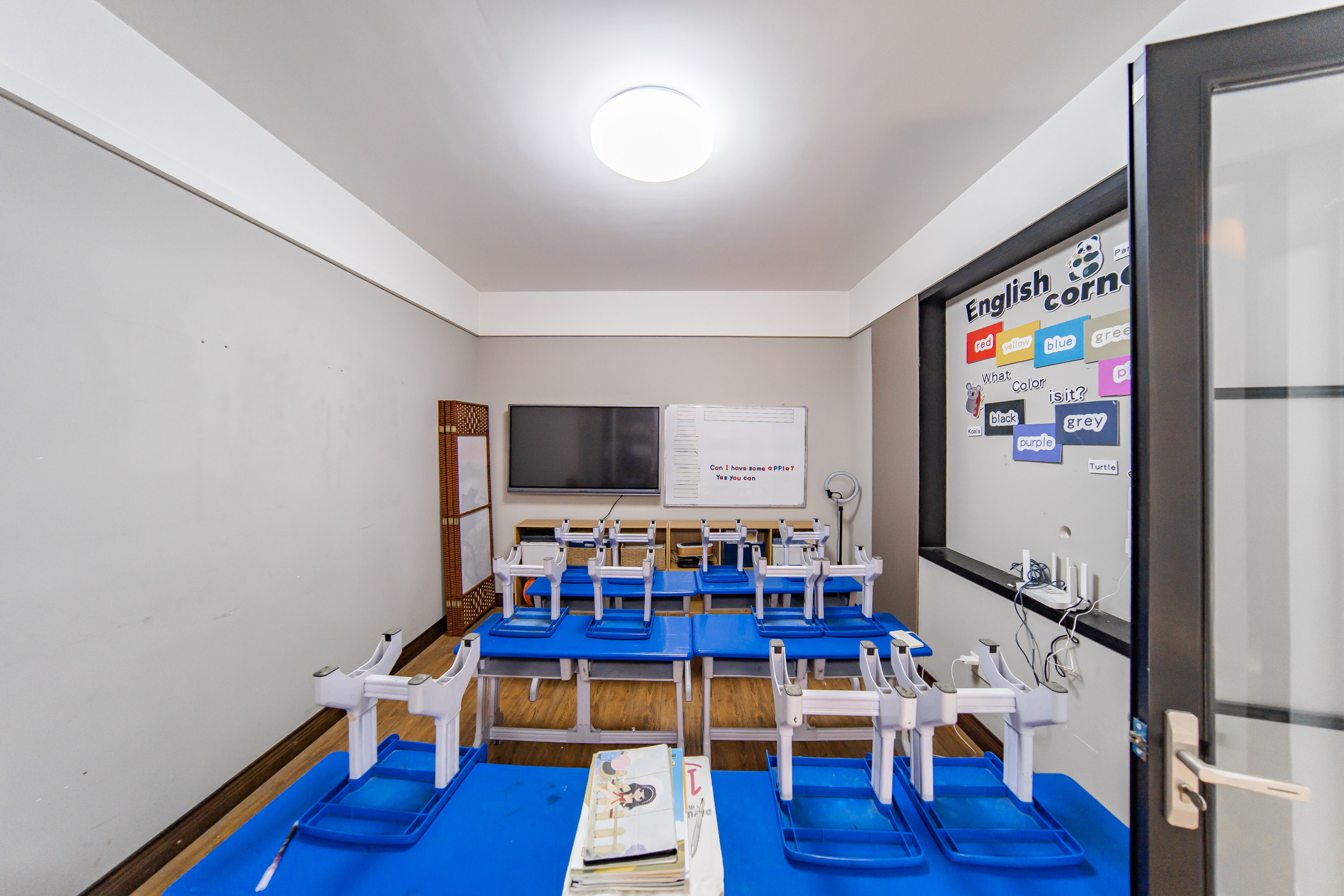 阳光100三期  1室1厅1卫    55.0万 阳光100三期  1室1厅1卫    55.0万卧室