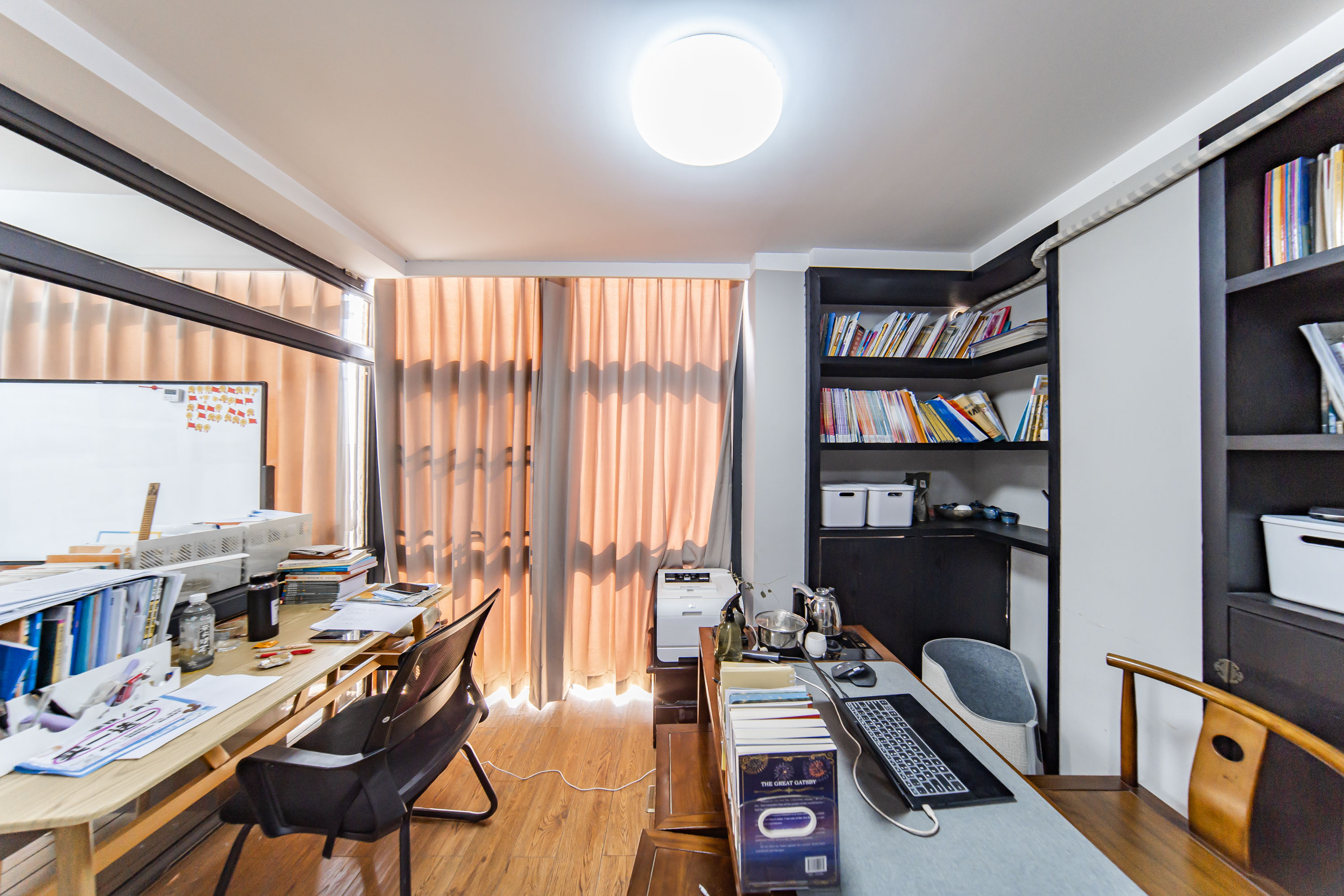 阳光100三期  1室1厅1卫    55.0万 阳光100三期  1室1厅1卫    55.0万阳台