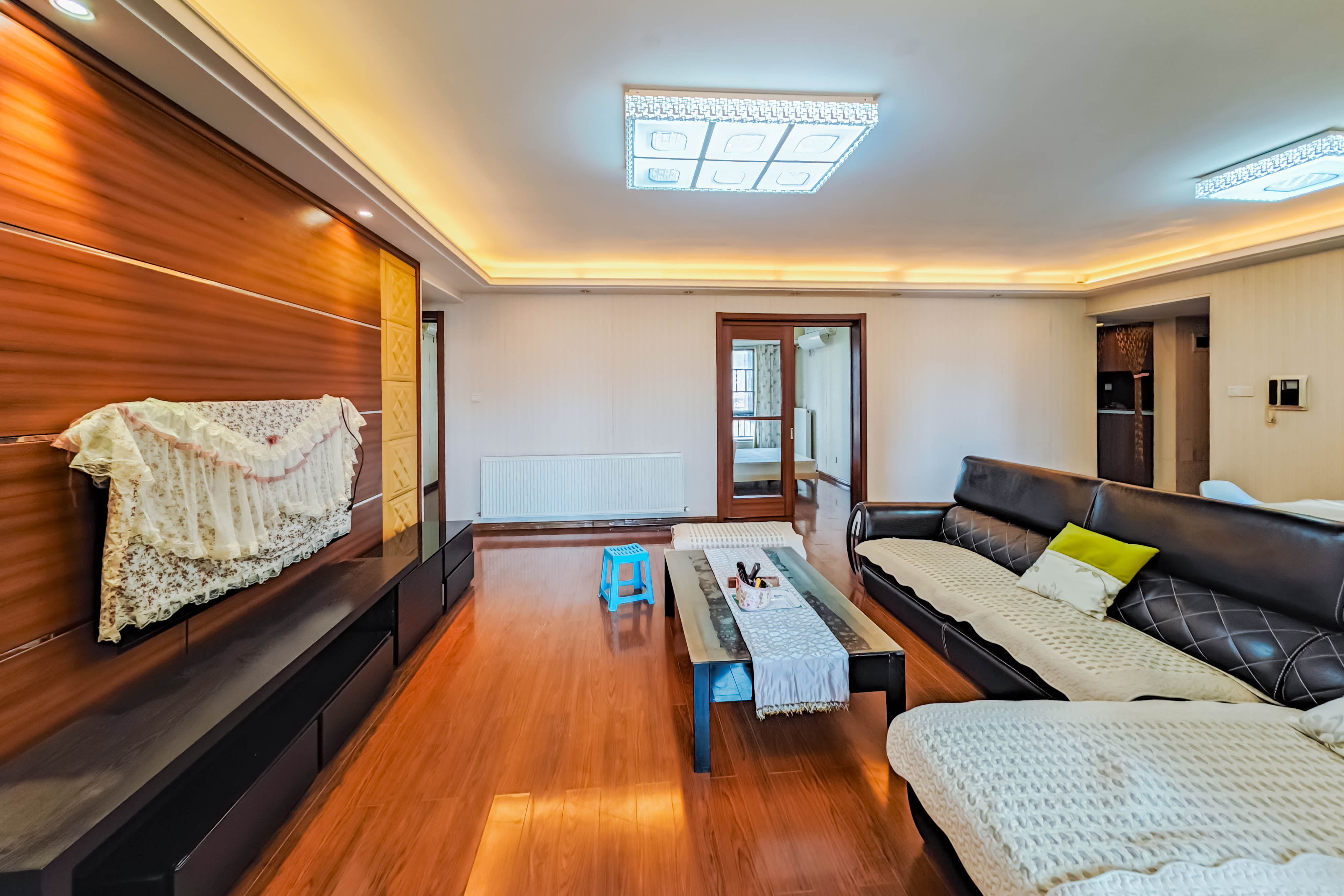 万科金域华府二期  3室2厅2卫    133.0万 万科金域华府二期  3室2厅2卫    133.0万