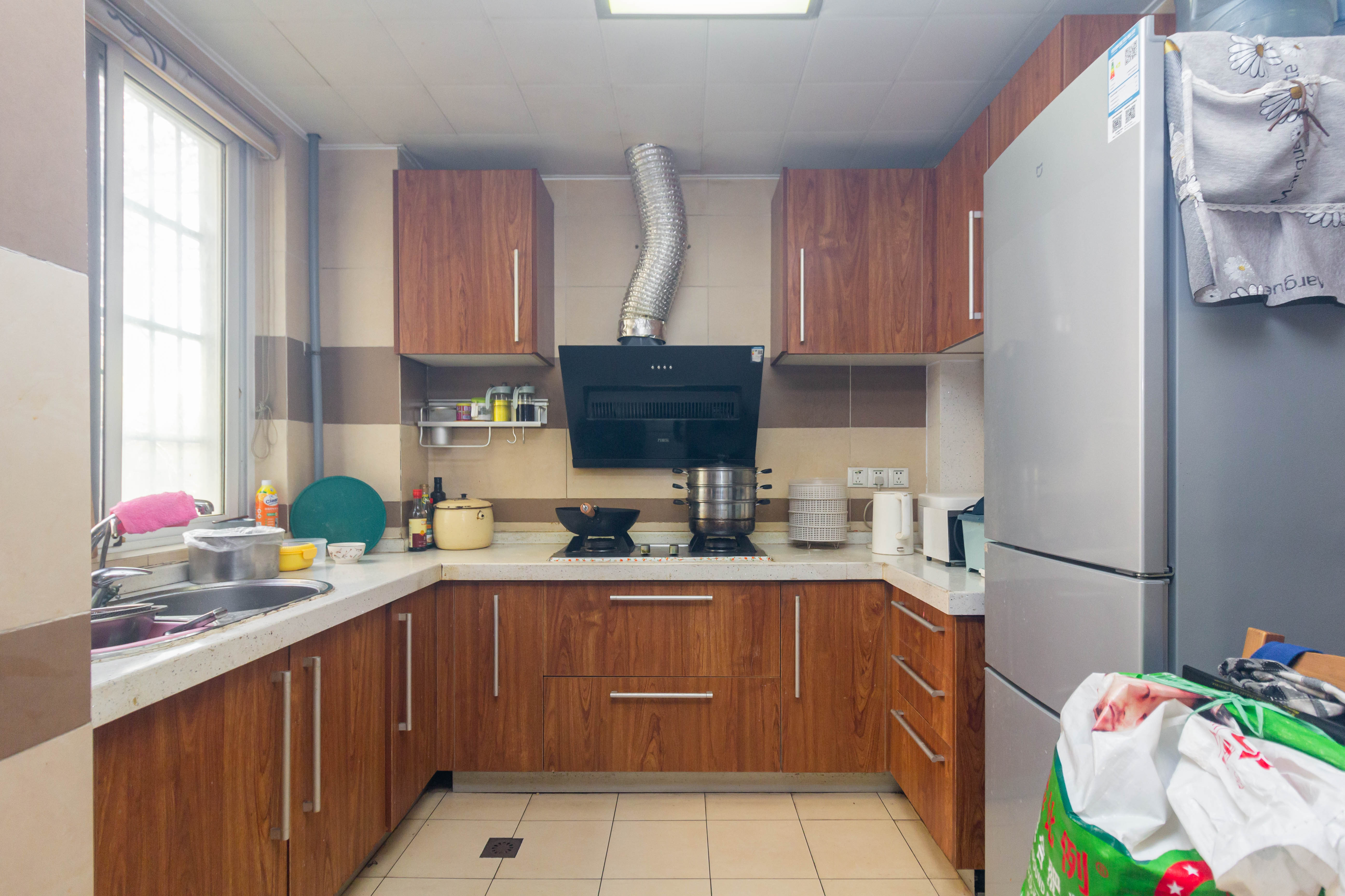 博雅湘水湾 3室2厅2卫 78.0万 博雅湘水湾 3室2厅2卫 78.0万厨房