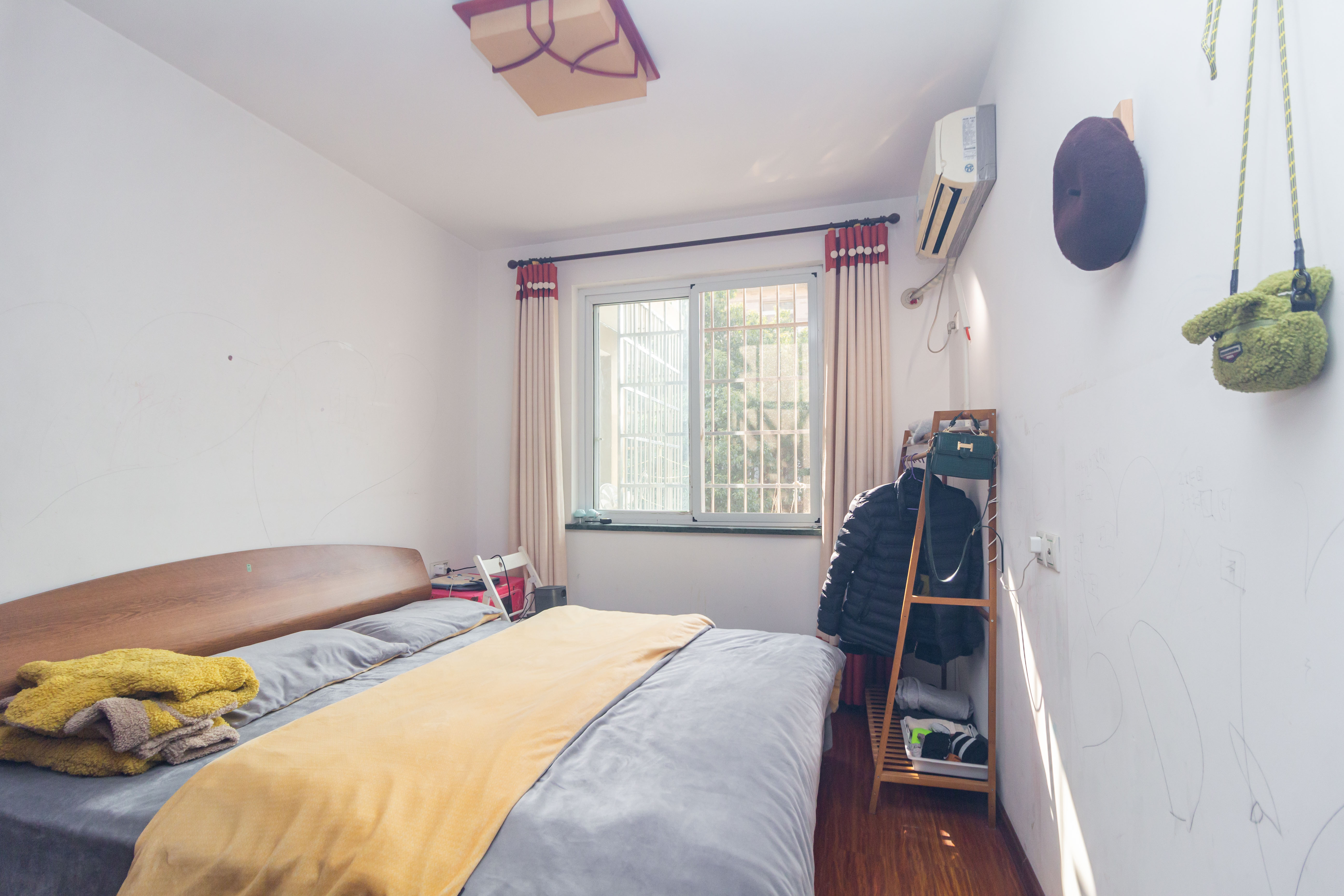 博雅湘水湾 3室2厅2卫 78.0万 博雅湘水湾 3室2厅2卫 78.0万卧室