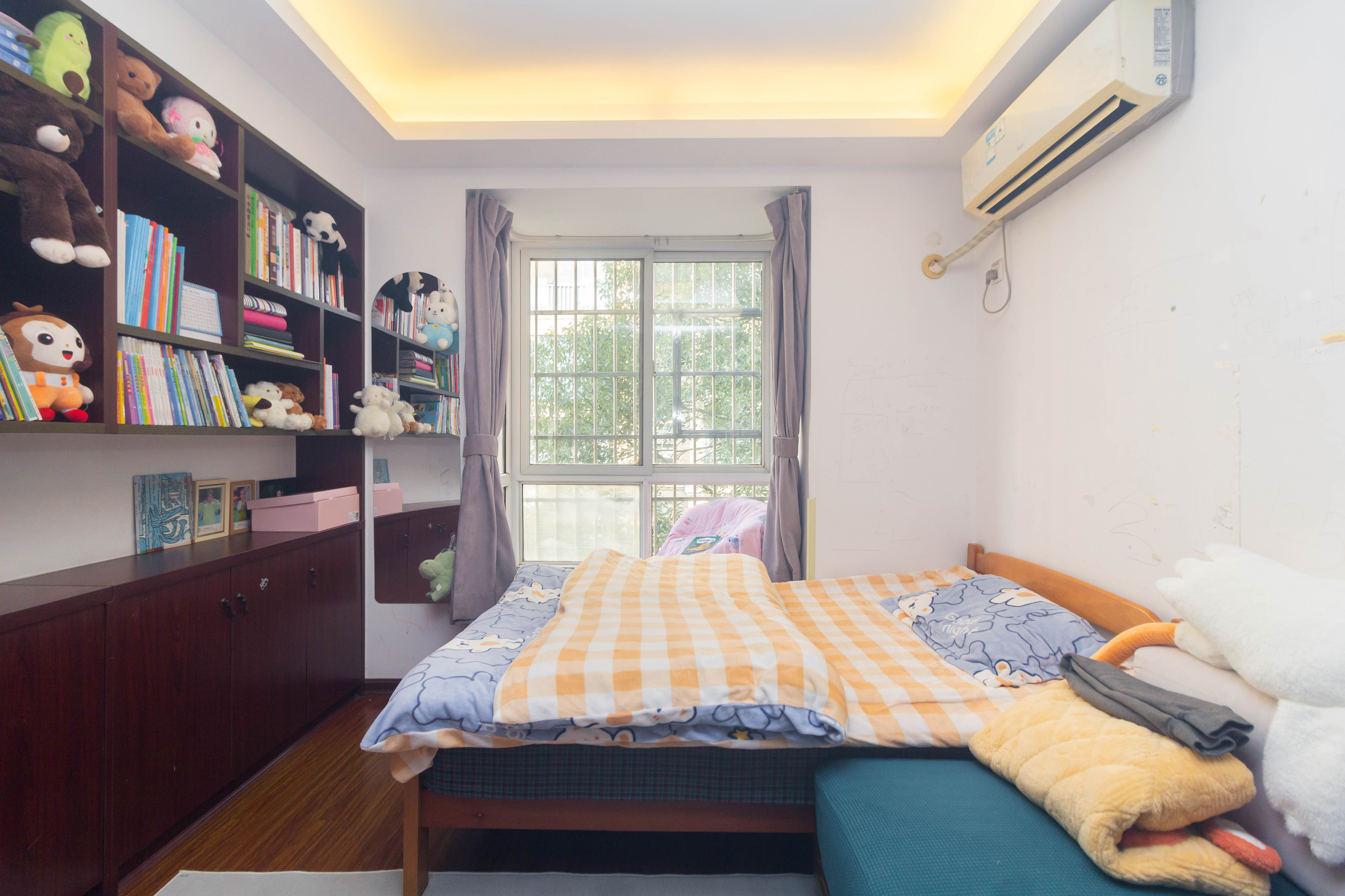 博雅湘水湾 3室2厅2卫 78.0万 博雅湘水湾 3室2厅2卫 78.0万卧室