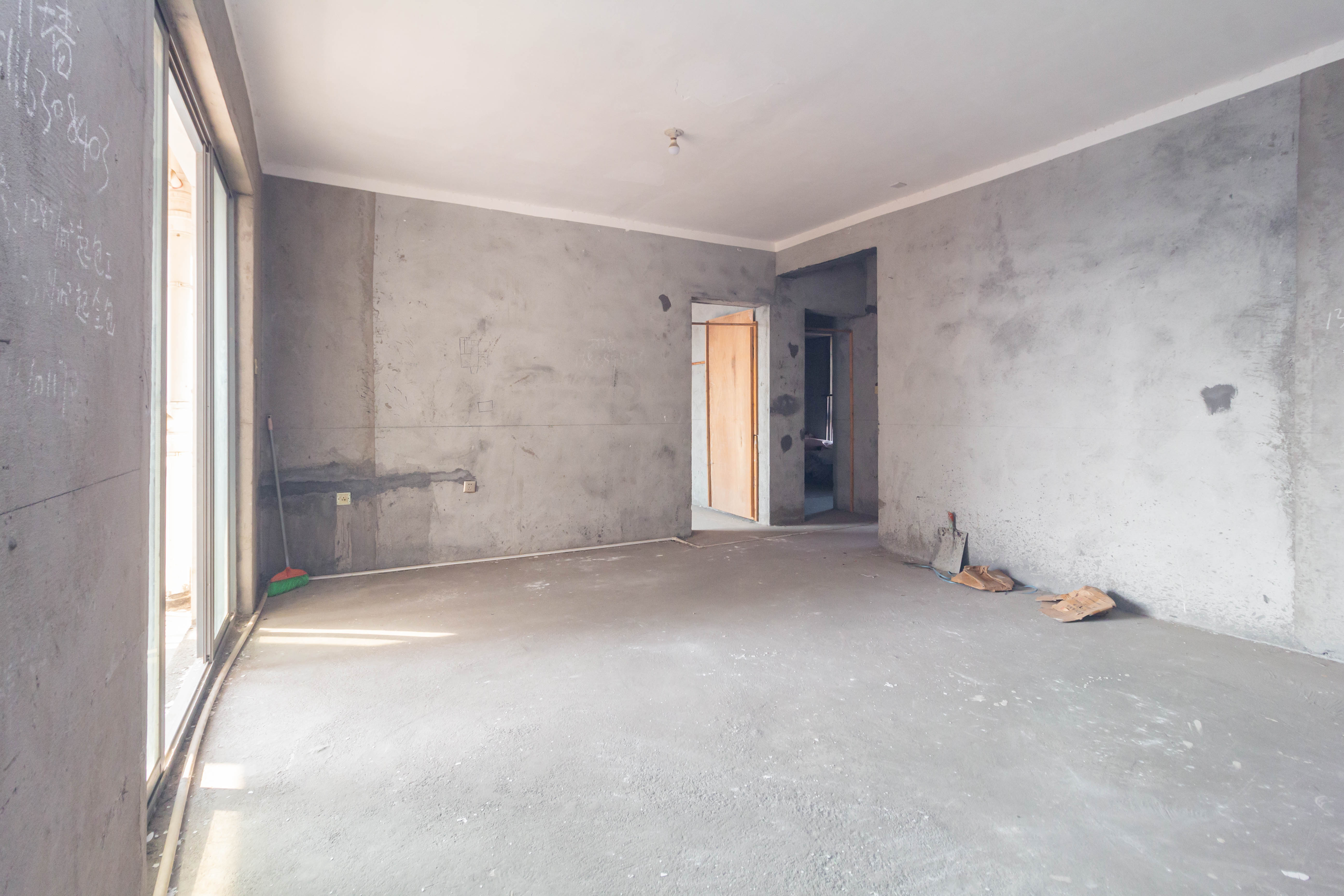 海德公园  4室2厅1卫    78.0万 海德公园  4室2厅1卫    78.0万客厅