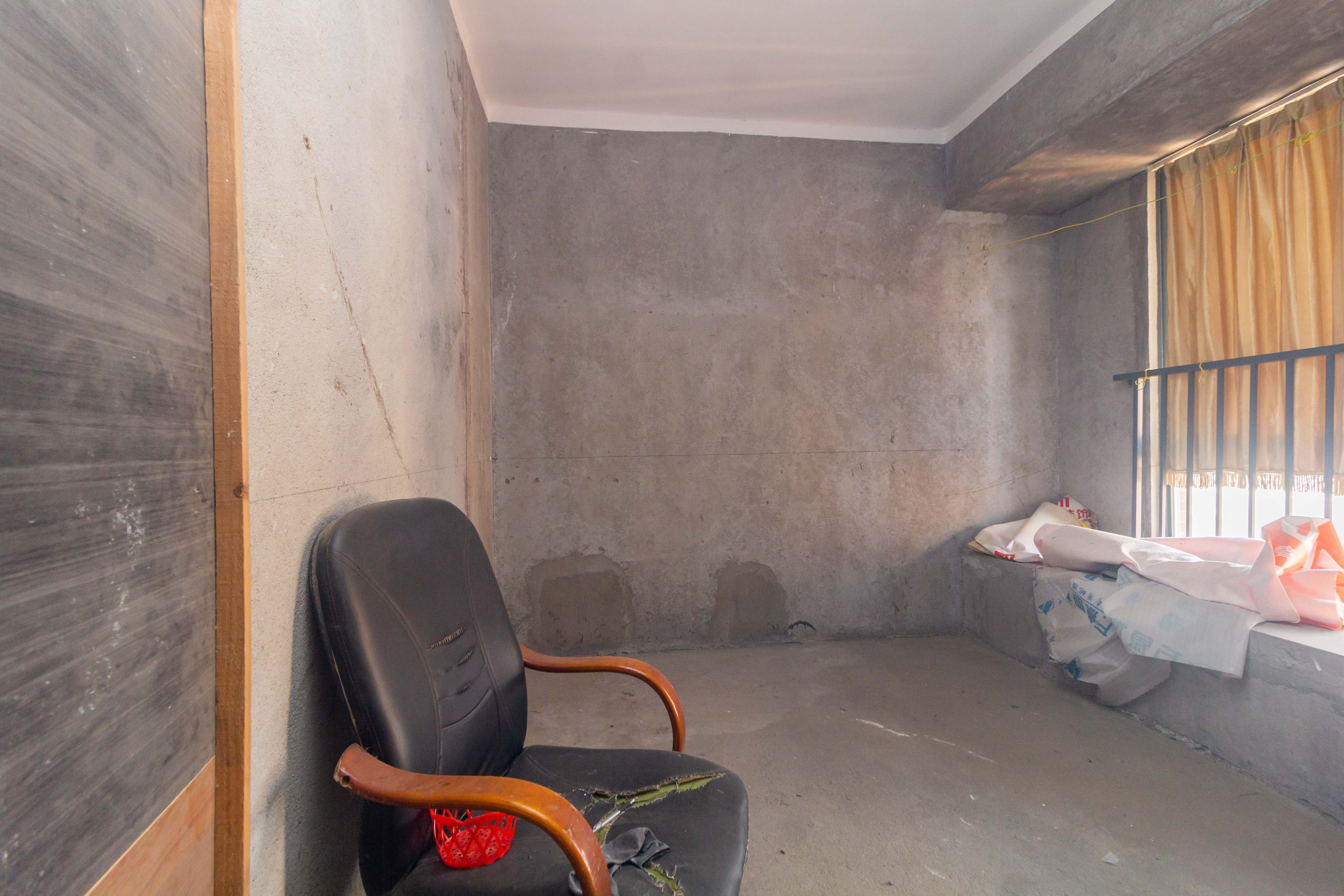 海德公园  4室2厅1卫    78.0万 海德公园  4室2厅1卫    78.0万卧室