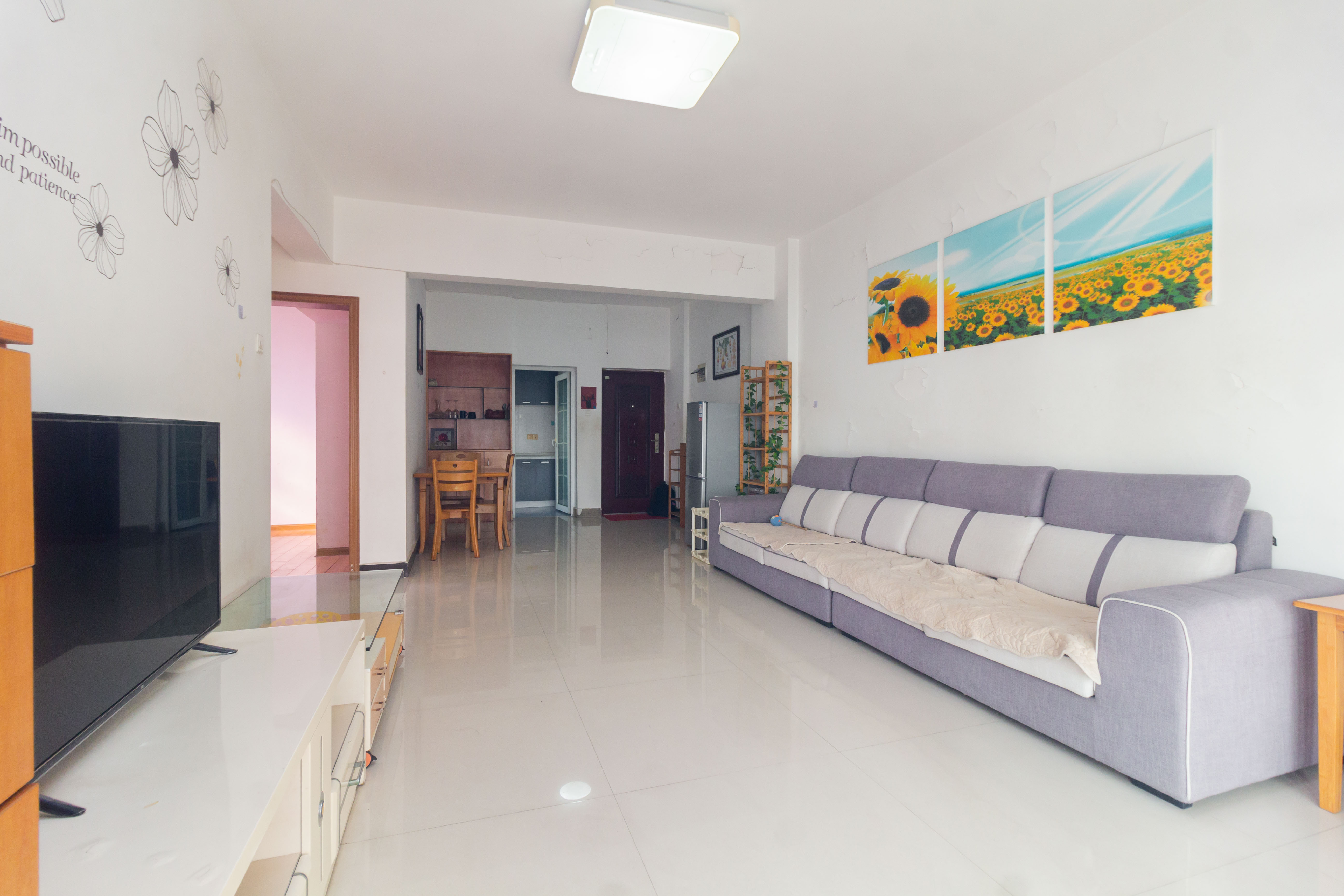 星城国际 2室2厅1卫 42.8万 星城国际 2室2厅1卫 42.8万客厅