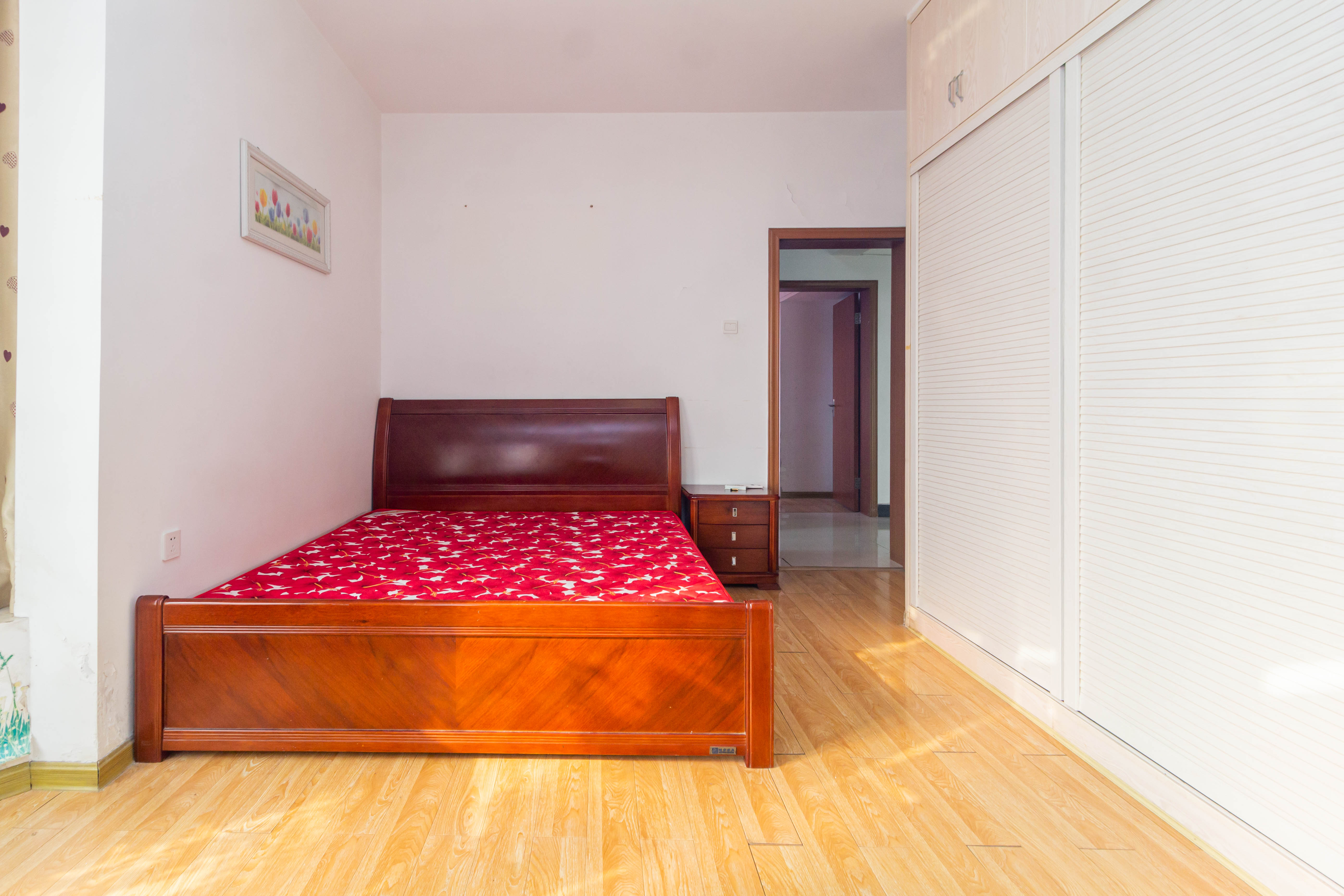 星城国际 2室2厅1卫 42.8万 星城国际 2室2厅1卫 42.8万卧室