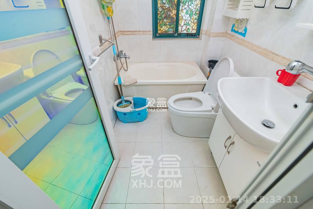 圣爵菲斯  2室1厅1卫   2200.00元/月室内图
