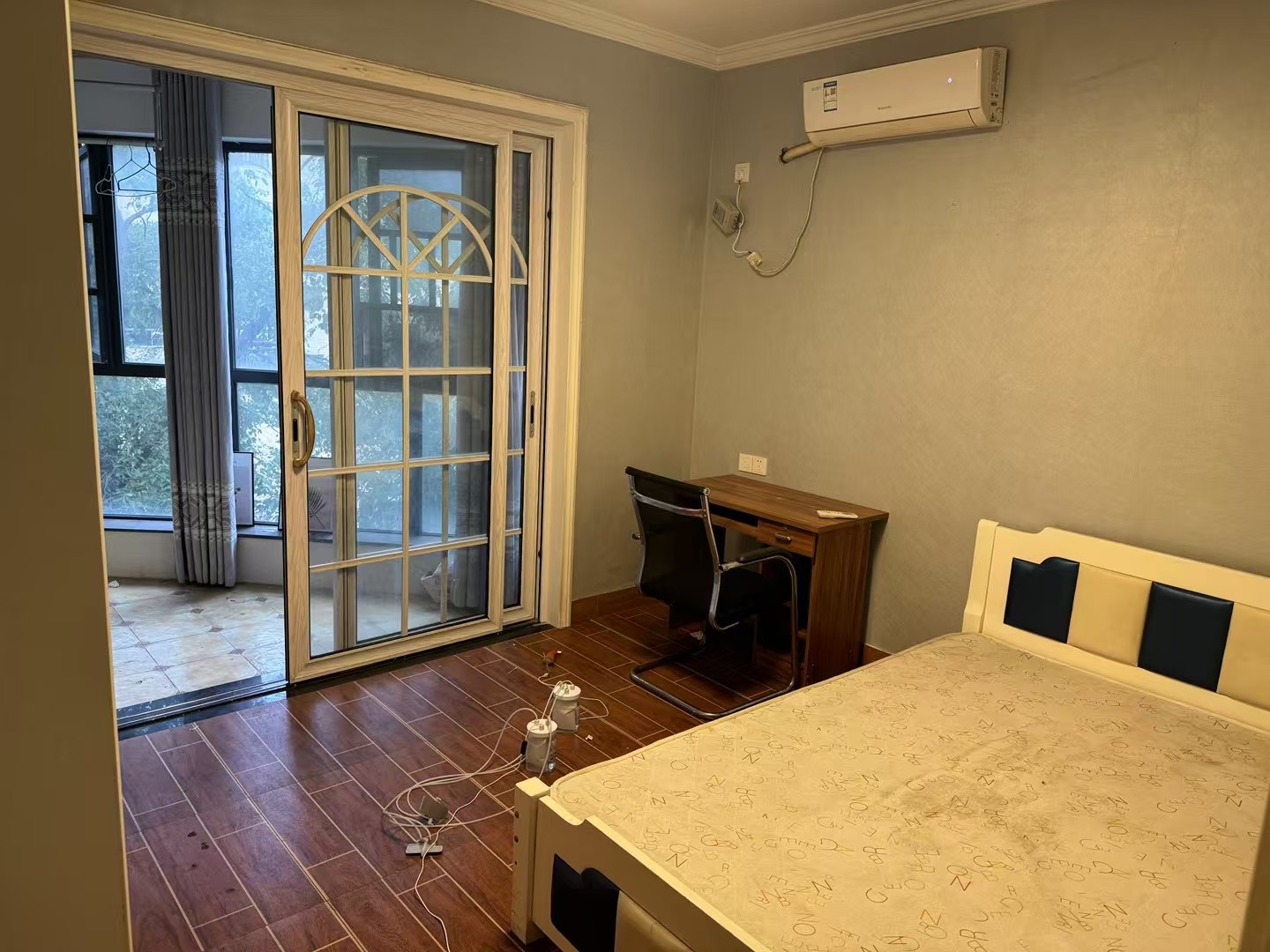 东方豪苑 7室4厅2卫 2800.0元/月 东方豪苑 7室4厅2卫 2800.0元/月室内图