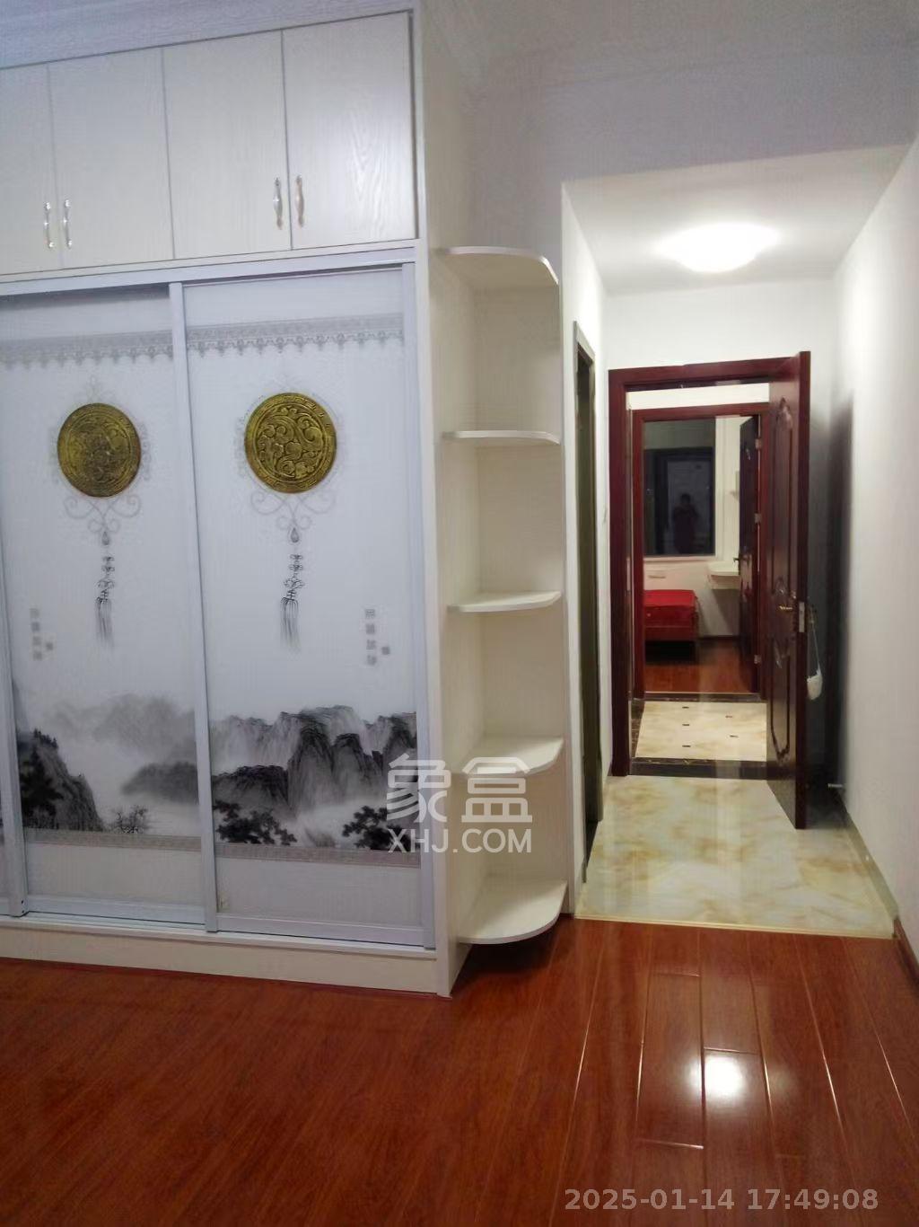 宏聚地中海  3室2厅1卫   2800.00元/月