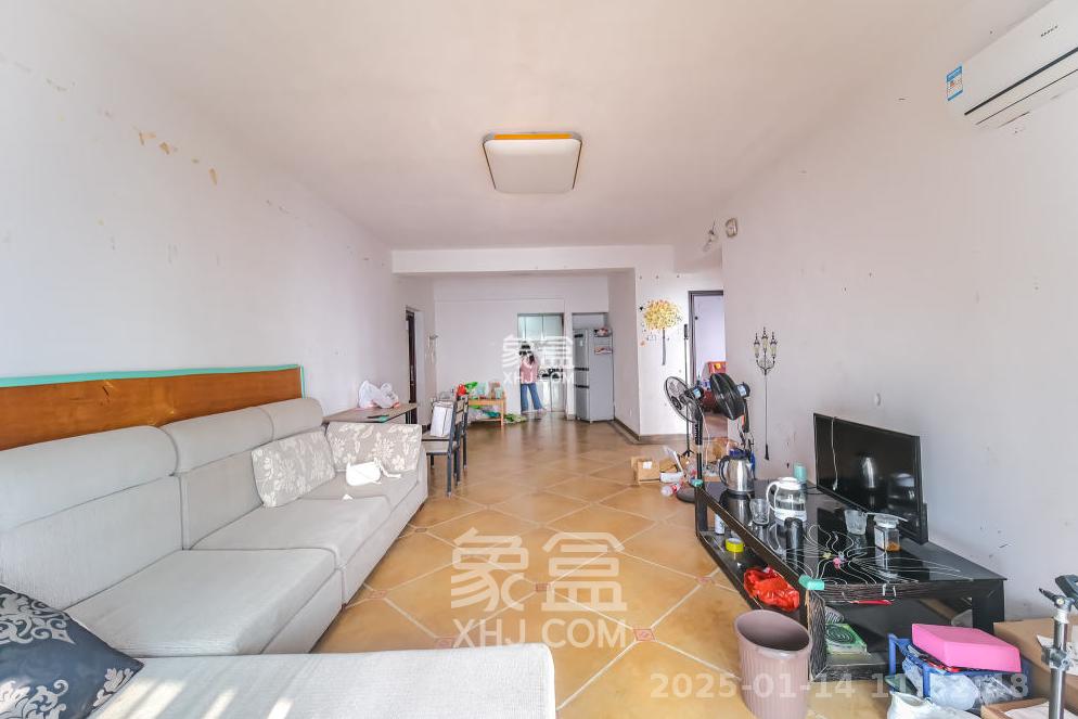 世景华庭 2室2厅1卫 1800.0元/月 世景华庭 2室2厅1卫 1800.0元/月室内图