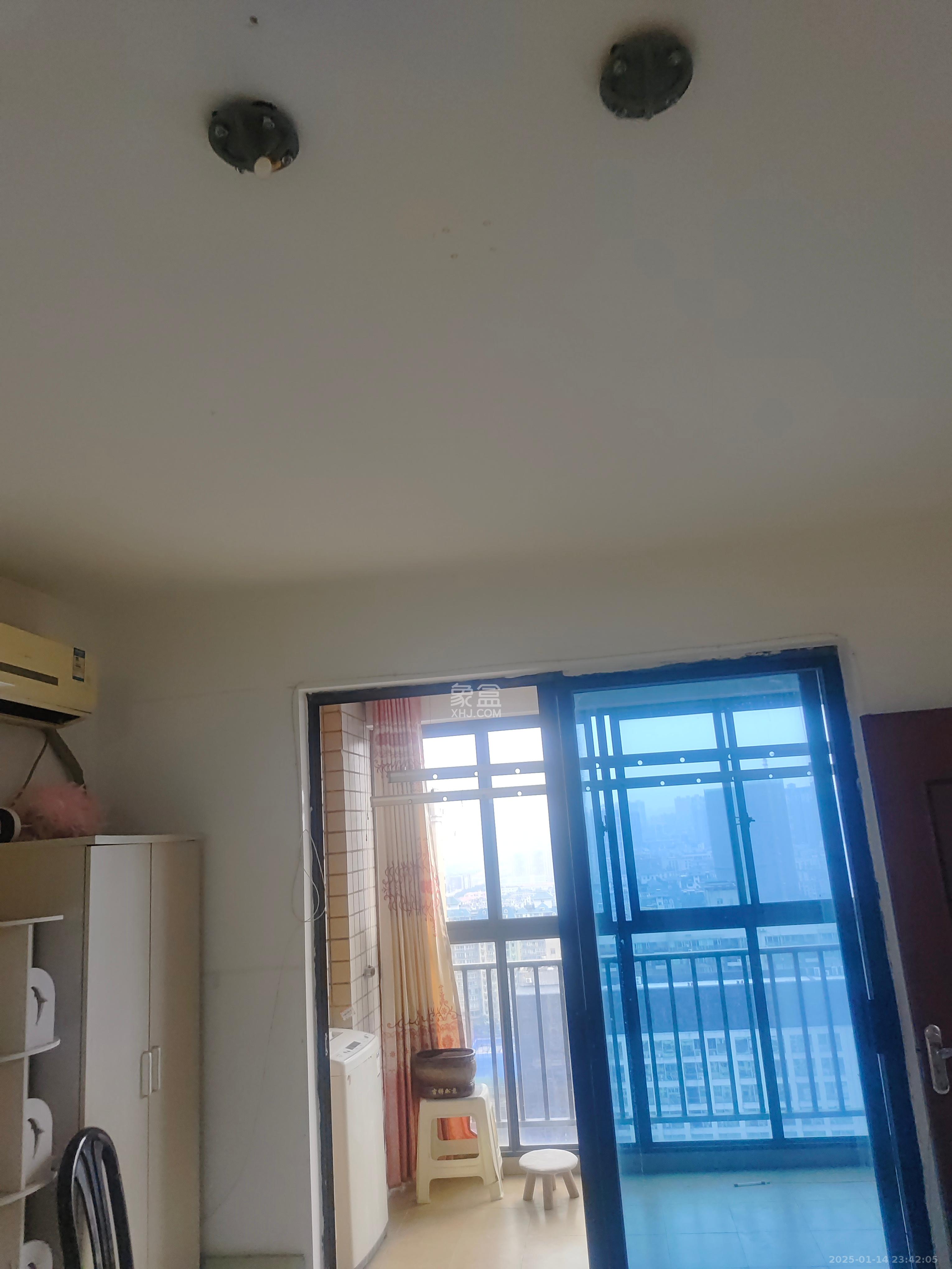 中天广场 2室1厅1卫 3200.0元/月 中天广场 2室1厅1卫 3200.0元/月室内图