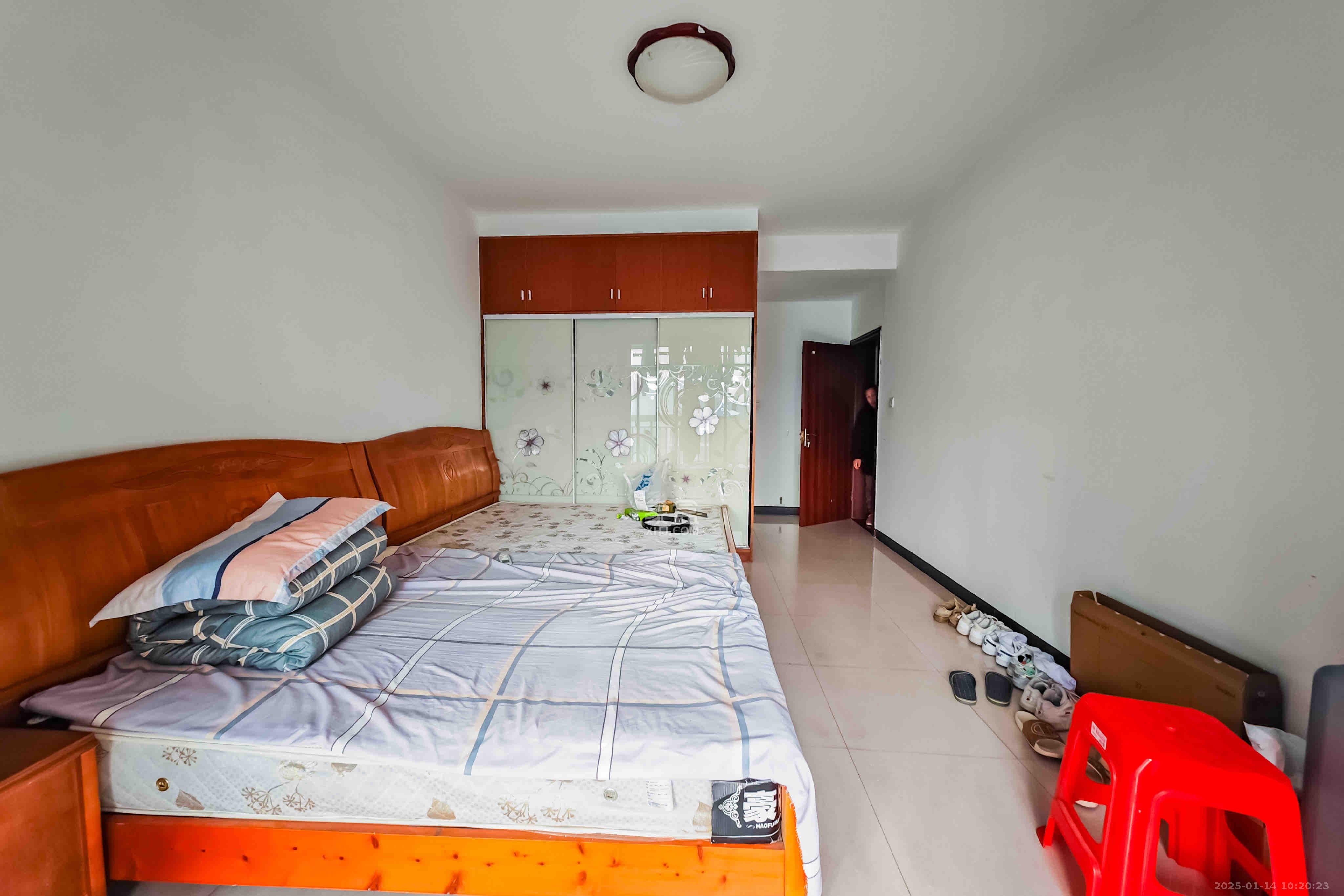 白沙湾嘉园 4室2厅2卫 3600.0元/月 白沙湾嘉园 4室2厅2卫 3600.0元/月室内图