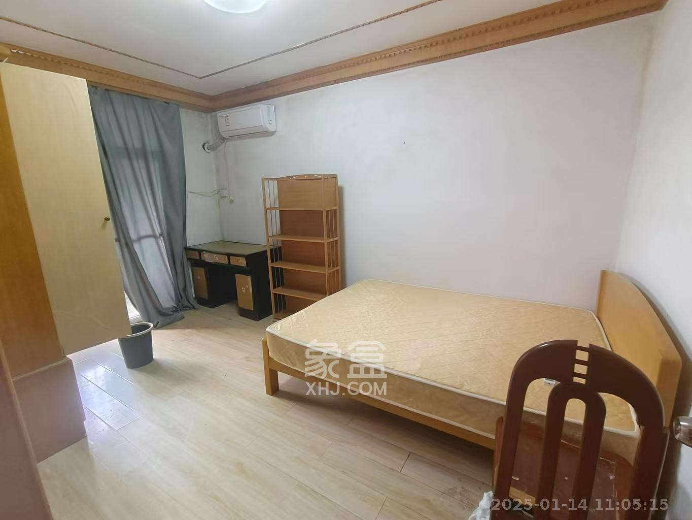 西湖新村  3室2厅1卫   2600.00元/月室内图