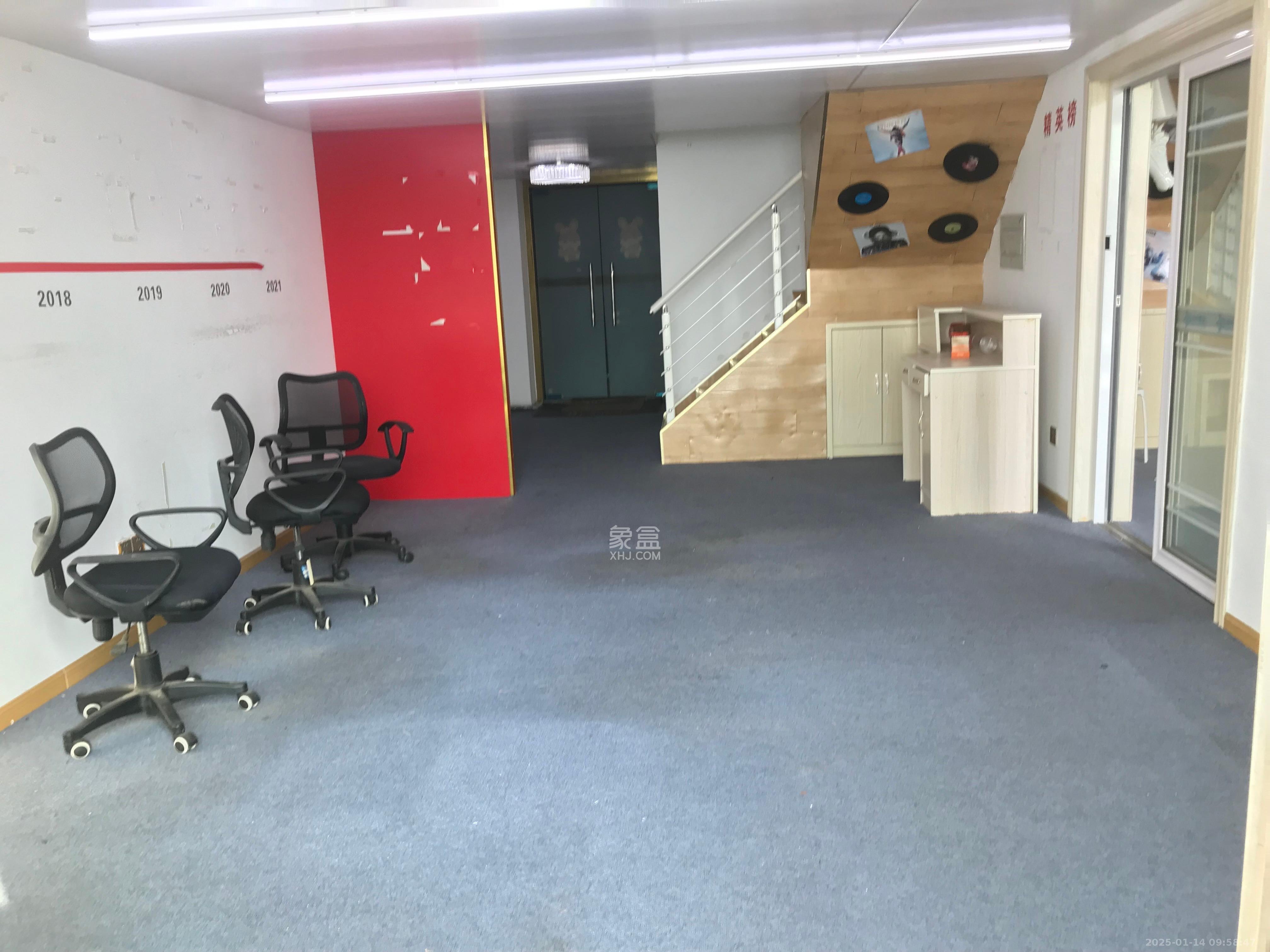 金科时代中心 1室1厅1卫 1700.0元/月 金科时代中心 1室1厅1卫 1700.0元/月室内图