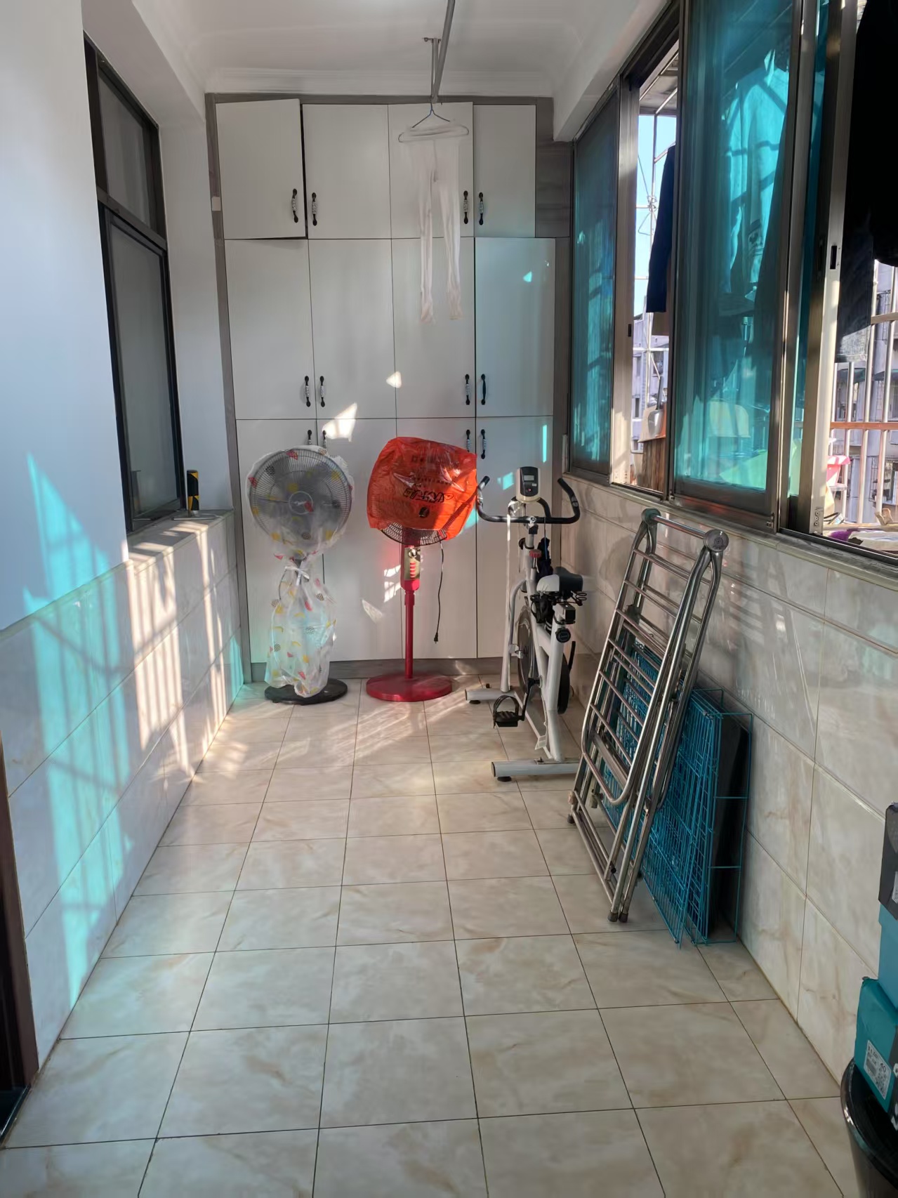 涟邵矿务局机修厂8栋（独栋）  3室2厅1卫    54.8万客厅