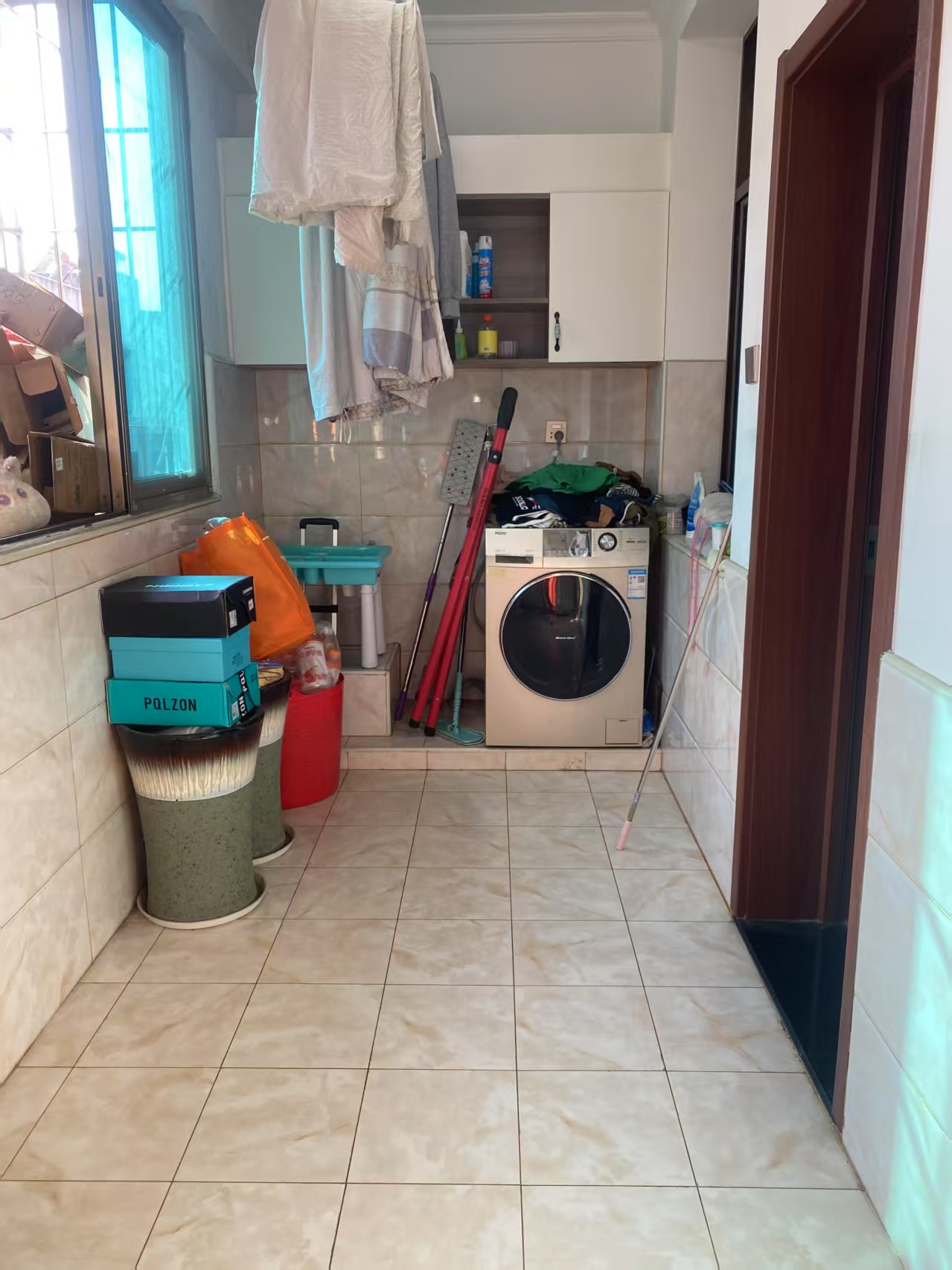 涟邵矿务局机修厂8栋（独栋）  3室2厅1卫    54.8万客厅